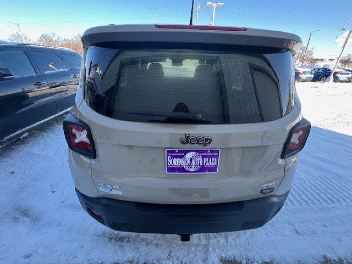 2016 BIEGE JEEP RENEGADE LATITUDE (ZACCJBBT3GP) with an 2.4L engine, Automatic transmission, located at 1100 W. Sheridan Ave., Shenandoah, 51601, (712) 246-1600, 40.765678, -95.388817 - Photo#8