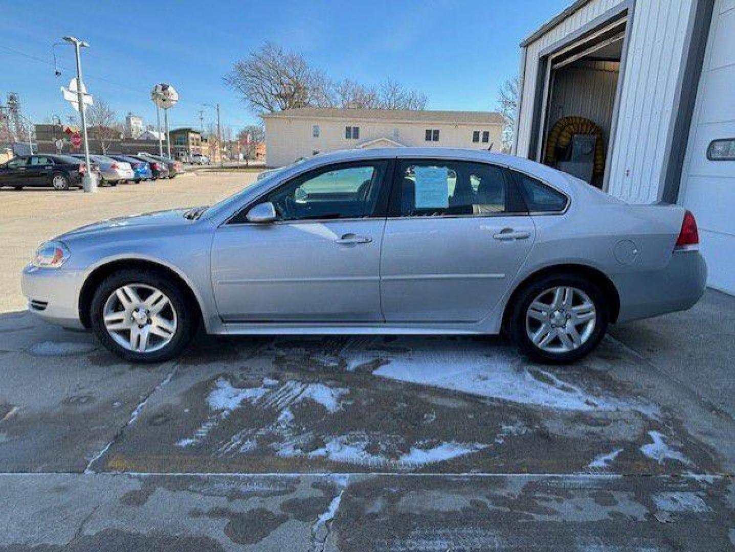 2015 SILVER CHEVROLET IMPALA LIMITED LT (2G1WB5E34F1) with an 3.6L engine, Automatic transmission, located at 1100 W. Sheridan Ave., Shenandoah, 51601, (712) 246-1600, 40.765678, -95.388817 - Photo#2