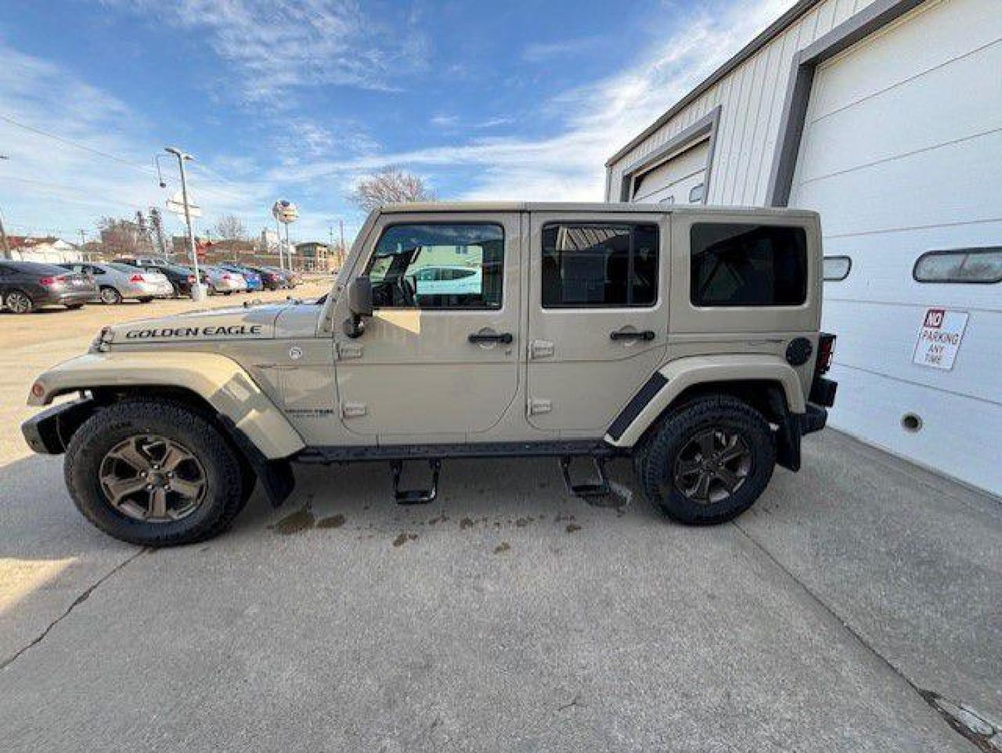 2018 BEIGE JEEP WRANGLER UNLIMI SPORT (1C4BJWDGXJL) with an 3.6L engine, Automatic transmission, located at 1100 W. Sheridan Ave., Shenandoah, 51601, (712) 246-1600, 40.765678, -95.388817 - Photo#2