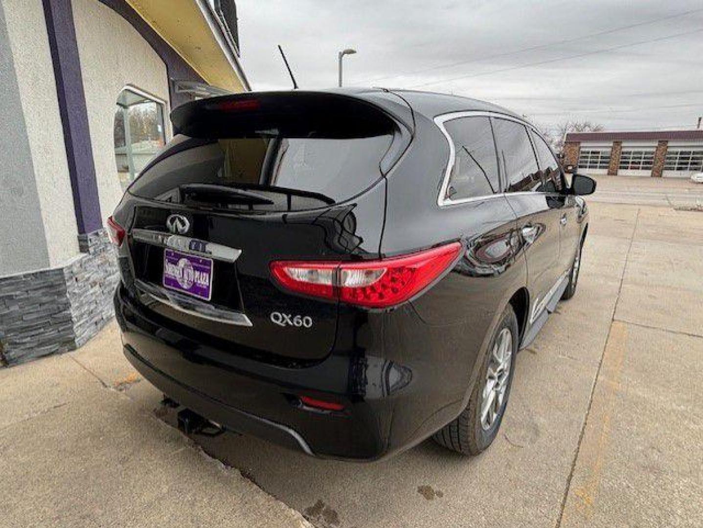 2014 BLACK INFINITI QX60 (5N1AL0MMXEC) with an 3.5L engine, Continuously Variable transmission, located at 1100 W. Sheridan Ave., Shenandoah, 51601, (712) 246-1600, 40.765678, -95.388817 - Photo#1