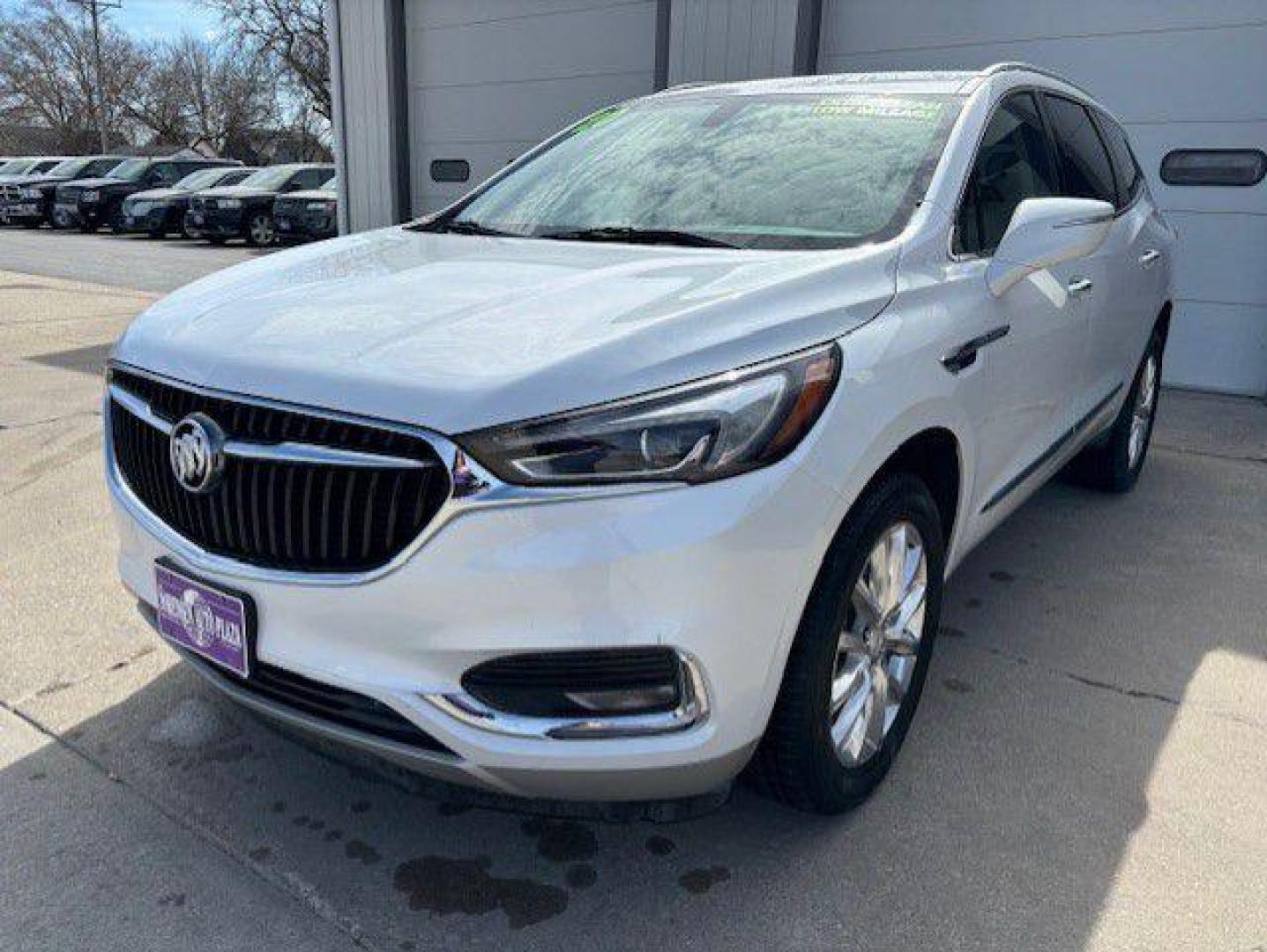 2020 WHITE BUICK ENCLAVE ESSENCE (5GAERBKW5LJ) with an 3.6L engine, Automatic transmission, located at 1100 W. Sheridan Ave., Shenandoah, 51601, (712) 246-1600, 40.765678, -95.388817 - Photo#0