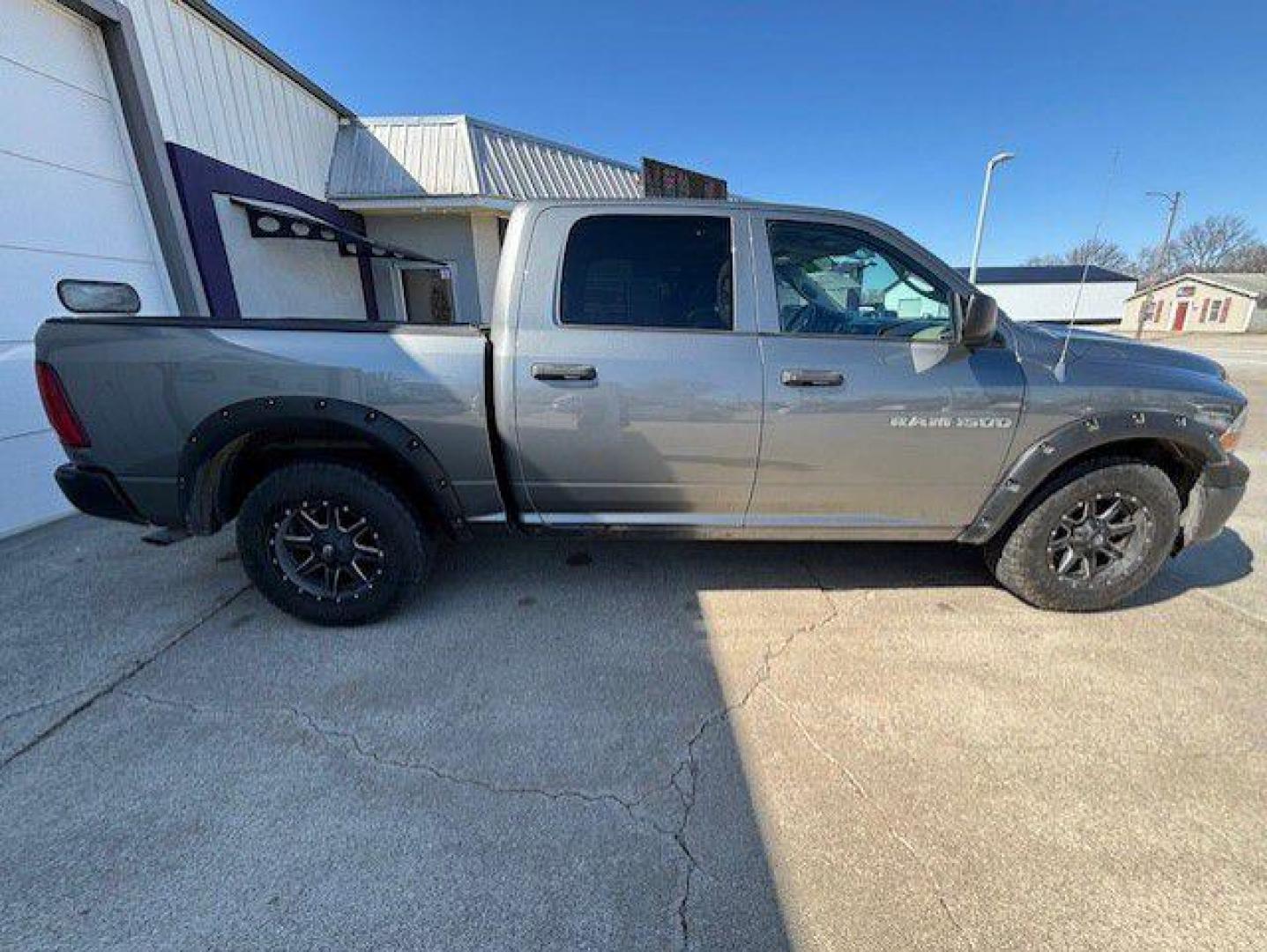 2012 GRAY DODGE RAM 1500 ST (1C6RD7KP0CS) with an 4.7L engine, Automatic transmission, located at 1100 W. Sheridan Ave., Shenandoah, 51601, (712) 246-1600, 40.765678, -95.388817 - Photo#6