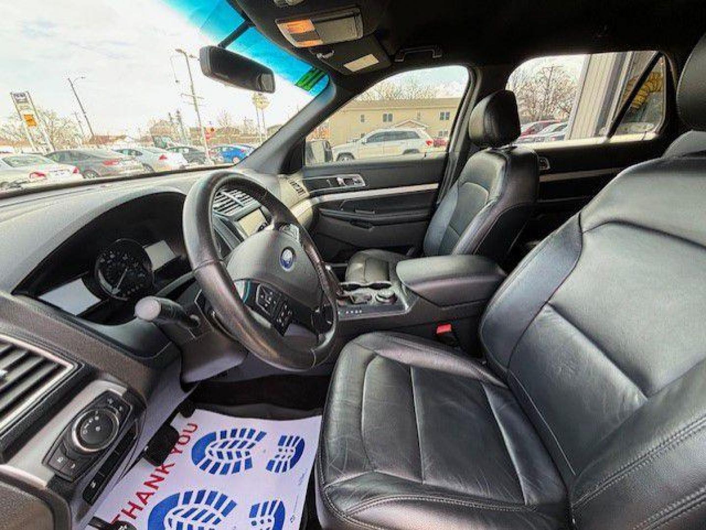 2016 WHITE FORD EXPLORER XLT (1FM5K8D89GG) with an 3.5L engine, Automatic transmission, located at 1100 W. Sheridan Ave., Shenandoah, 51601, (712) 246-1600, 40.765678, -95.388817 - Photo#3