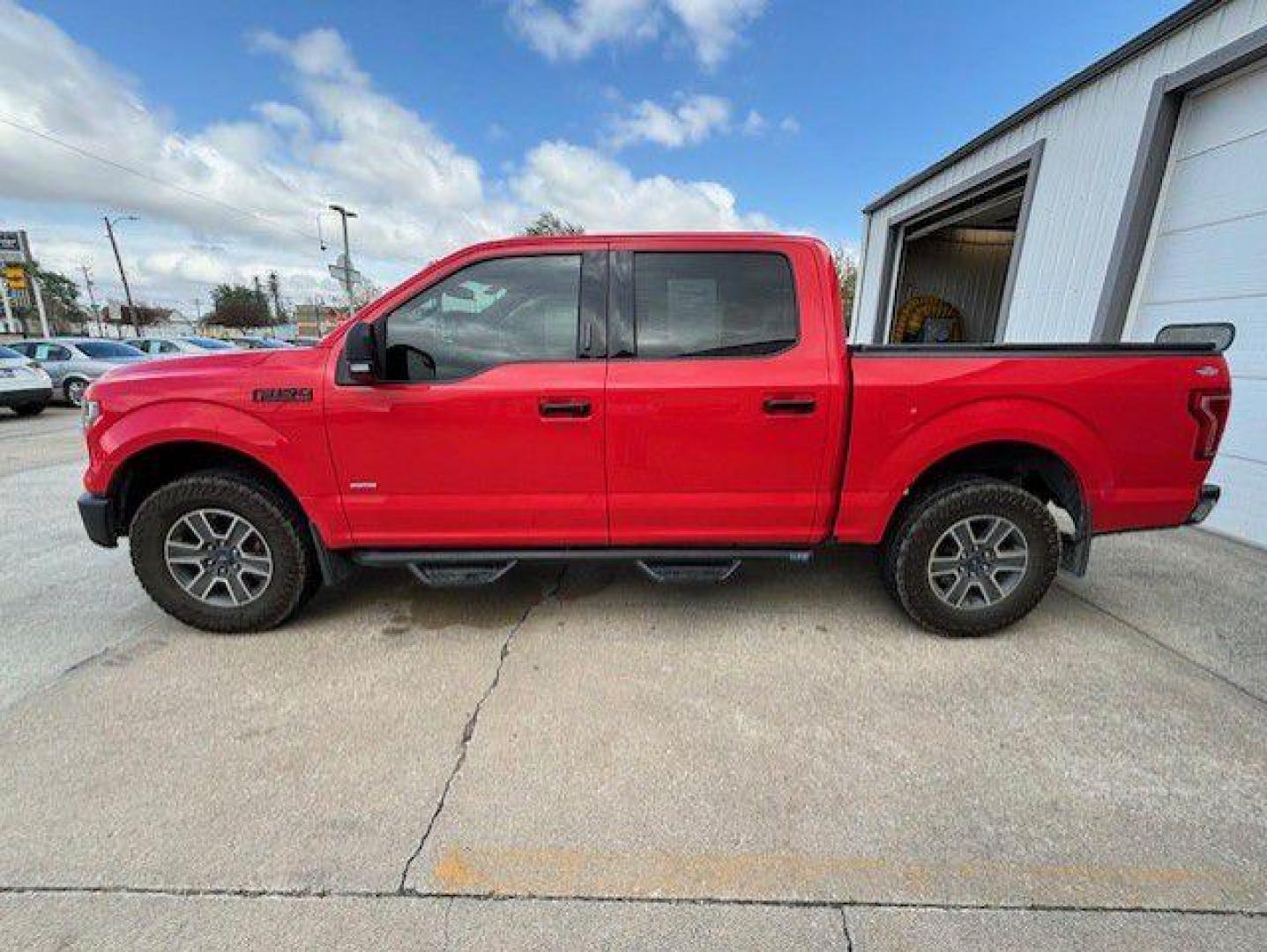 2016 RED FORD F150 SUPERCREW (1FTEW1EG4GK) with an 3.5L engine, Automatic transmission, located at 1100 W. Sheridan Ave., Shenandoah, 51601, (712) 246-1600, 40.765678, -95.388817 - Photo#2