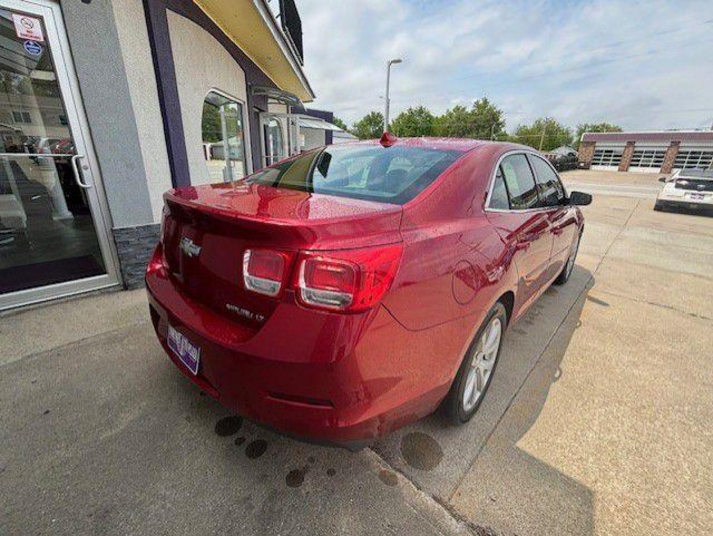 2013 RED CHEVROLET MALIBU 2LT (1G11E5SA8DF) with an 2.5L engine, Automatic transmission, located at 1100 W. Sheridan Ave., Shenandoah, 51601, (712) 246-1600, 40.765678, -95.388817 - Photo#6