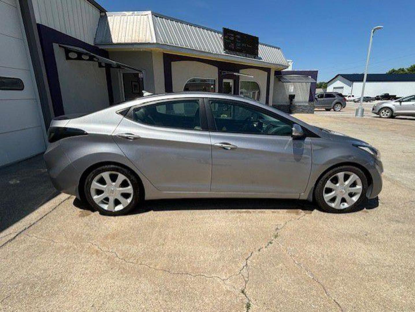 2013 GRAY HYUNDAI ELANTRA GLS (KMHDH4AE3DU) with an 1.8L engine, Automatic transmission, located at 1100 W. Sheridan Ave., Shenandoah, 51601, (712) 246-1600, 40.765678, -95.388817 - Photo#6