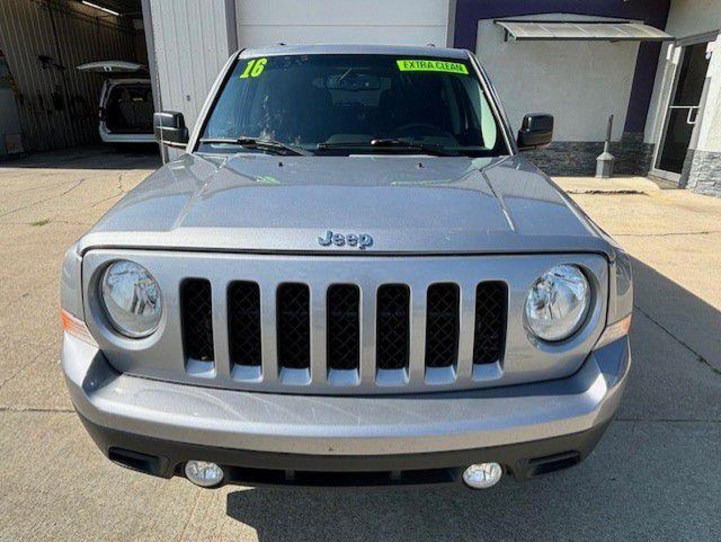 2016 SILVER JEEP PATRIOT SPORT (1C4NJPBB1GD) with an 2.4L engine, Continuously Variable transmission, located at 1100 W. Sheridan Ave., Shenandoah, 51601, (712) 246-1600, 40.765678, -95.388817 - Photo#8