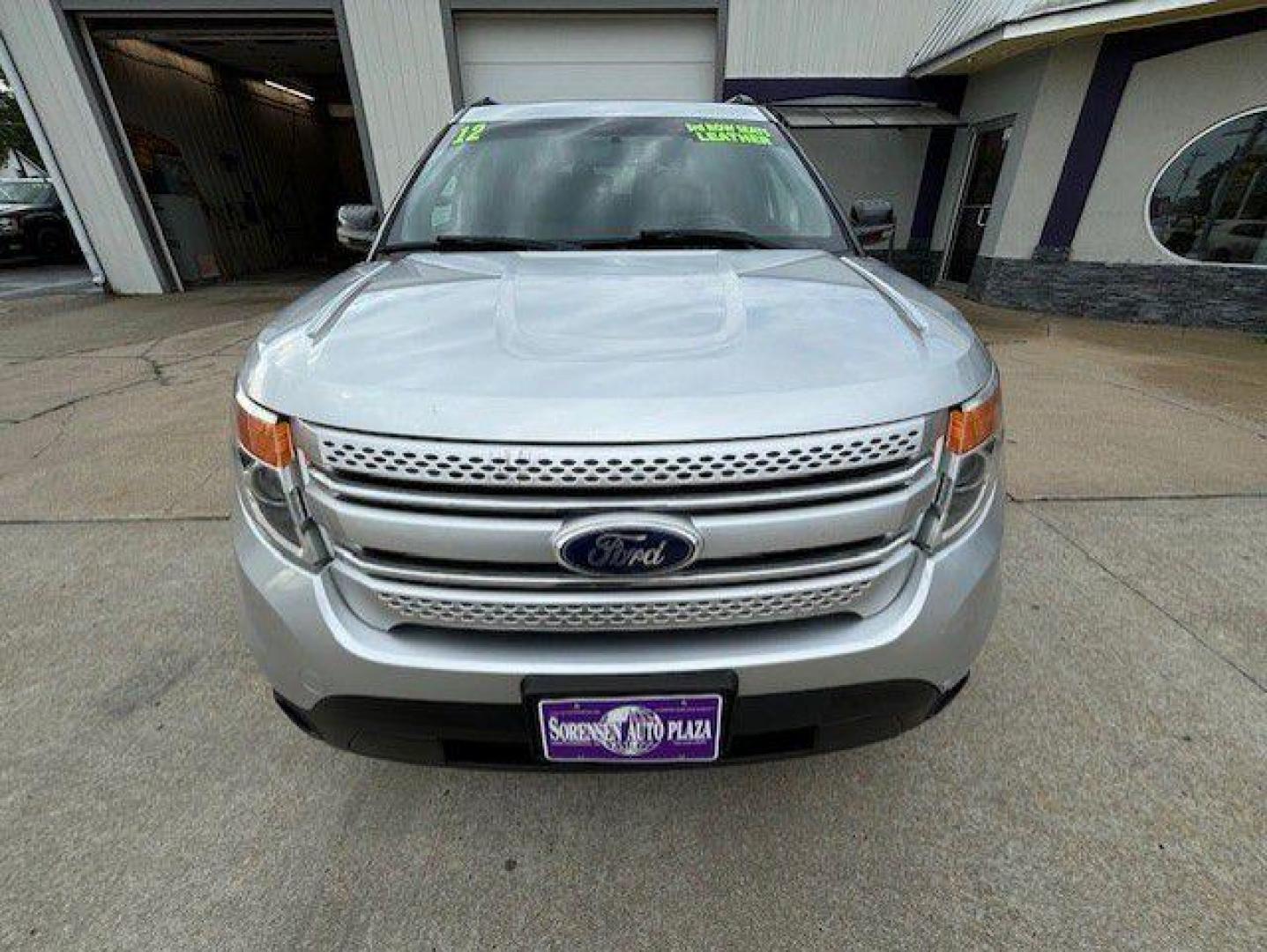 2012 SILVER FORD EXPLORER XLT (1FMHK8D89CG) with an 3.5L engine, Automatic transmission, located at 1100 W. Sheridan Ave., Shenandoah, 51601, (712) 246-1600, 40.765678, -95.388817 - Photo#9