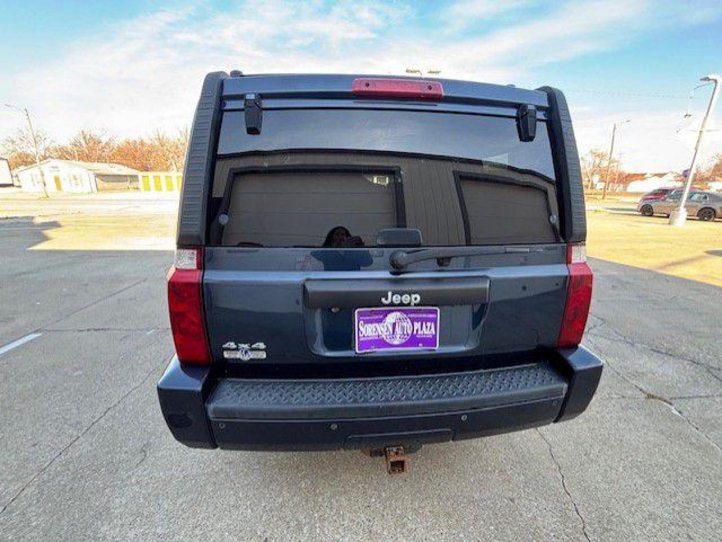 2010 BLUE JEEP COMMANDER SPORT (1J4RG4GK5AC) with an 3.7L engine, Automatic transmission, located at 1100 W. Sheridan Ave., Shenandoah, 51601, (712) 246-1600, 40.765678, -95.388817 - Photo#6