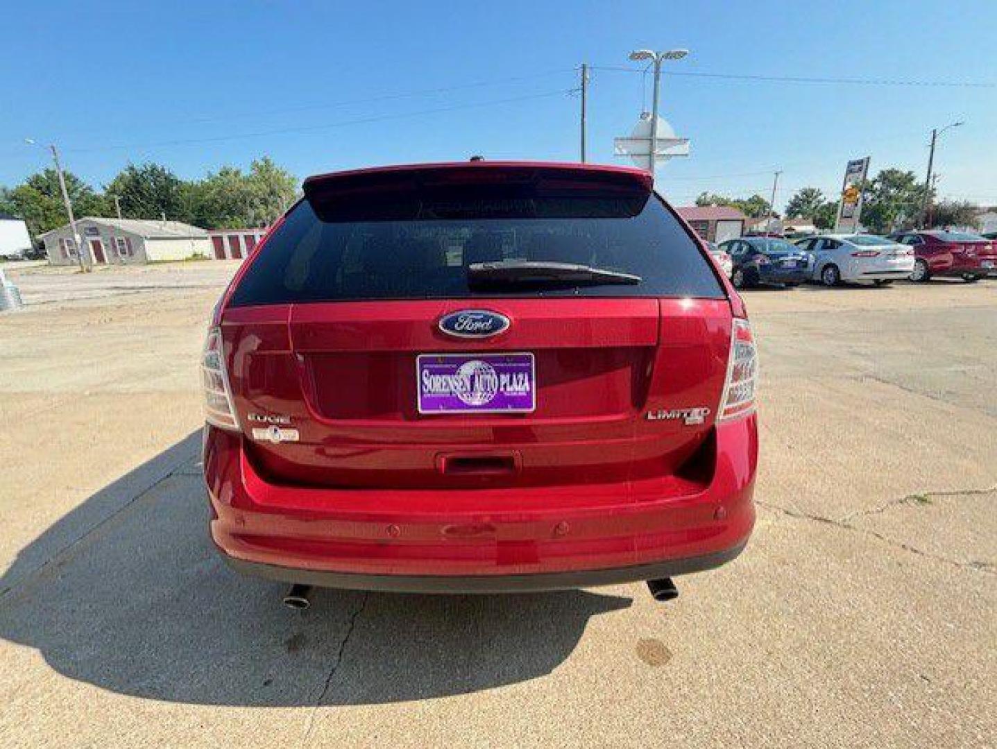 2008 MAROON FORD EDGE LIMITED (2FMDK49C18B) with an 3.5L engine, Automatic transmission, located at 1100 W. Sheridan Ave., Shenandoah, 51601, (712) 246-1600, 40.765678, -95.388817 - Photo#5