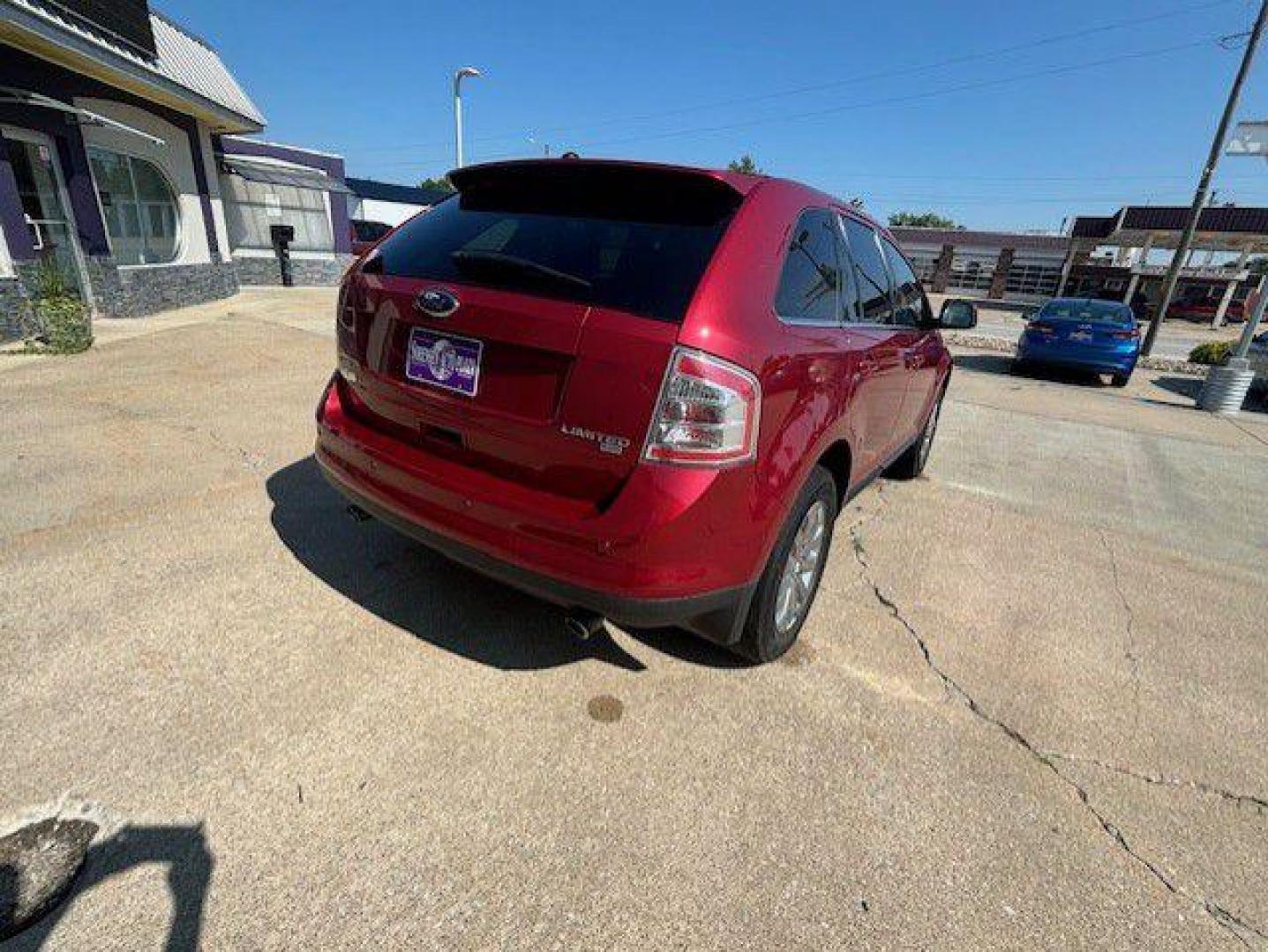 2008 MAROON FORD EDGE LIMITED (2FMDK49C18B) with an 3.5L engine, Automatic transmission, located at 1100 W. Sheridan Ave., Shenandoah, 51601, (712) 246-1600, 40.765678, -95.388817 - Photo#6