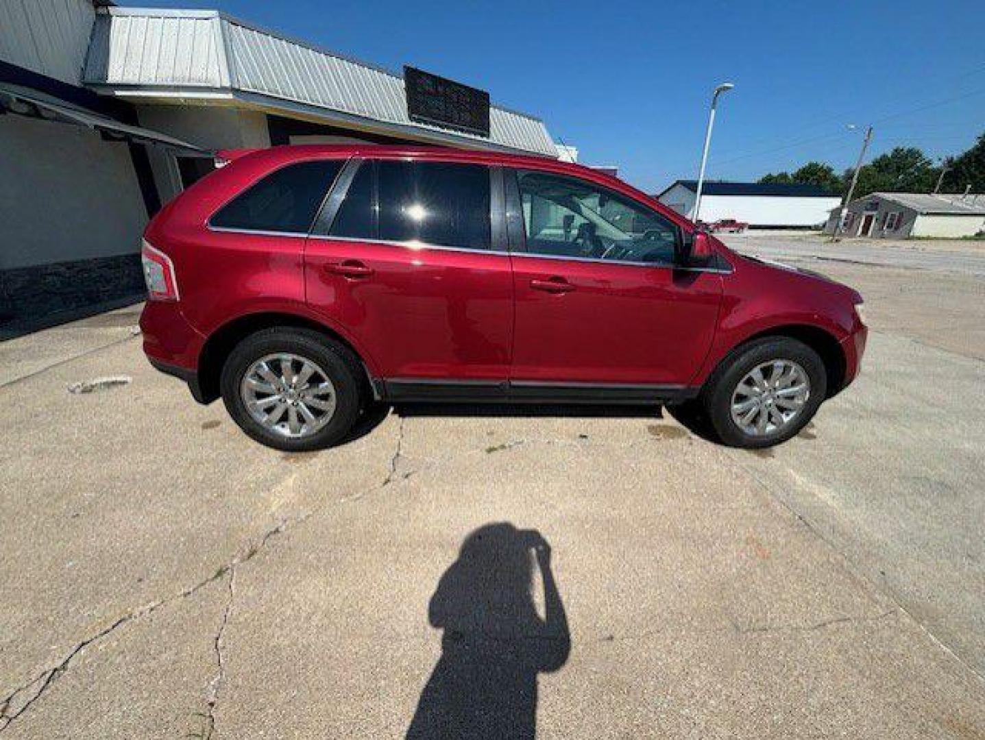 2008 MAROON FORD EDGE LIMITED (2FMDK49C18B) with an 3.5L engine, Automatic transmission, located at 1100 W. Sheridan Ave., Shenandoah, 51601, (712) 246-1600, 40.765678, -95.388817 - Photo#7