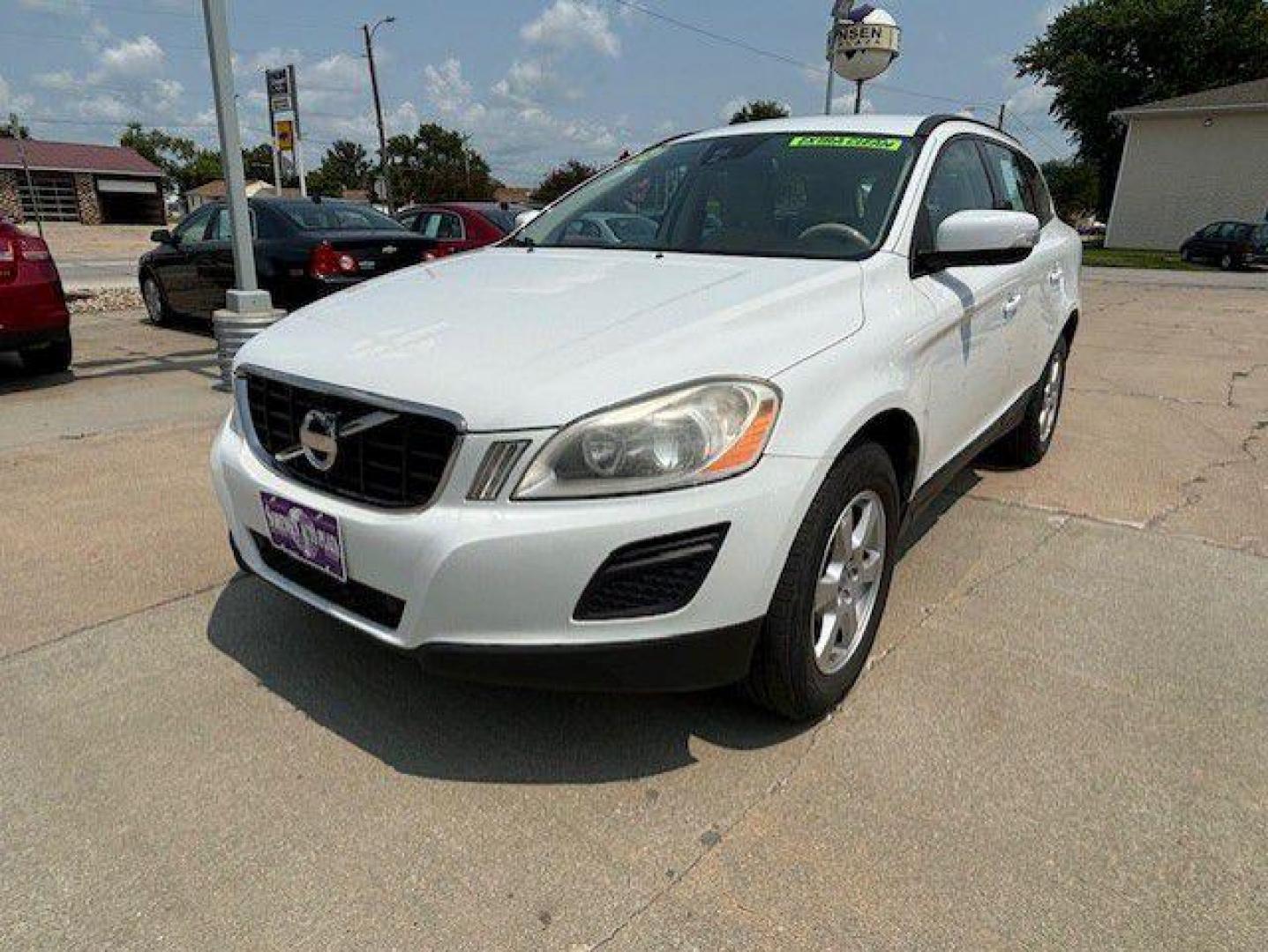 2012 WHITE VOLVO XC60 3.2 (YV4952DL4C2) with an 3.2L engine, Automatic transmission, located at 1100 W. Sheridan Ave., Shenandoah, 51601, (712) 246-1600, 40.765678, -95.388817 - Photo#0