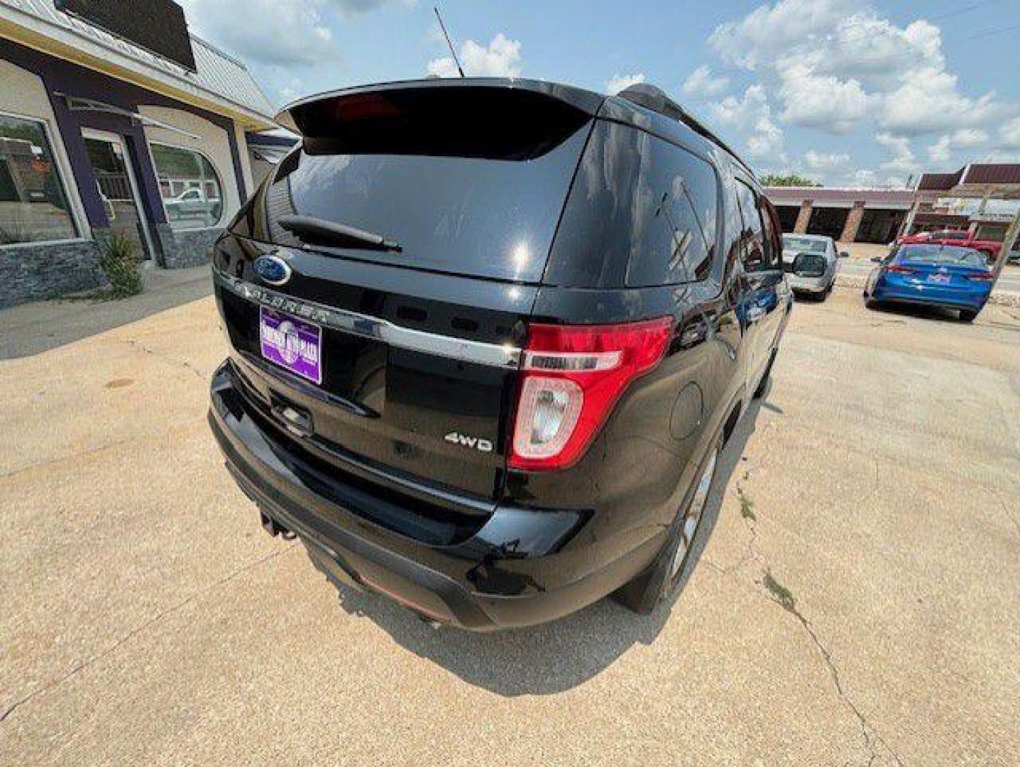 2012 BLACK FORD EXPLORER XLT (1FMHK8D84CG) with an 3.5L engine, Automatic transmission, located at 1100 W. Sheridan Ave., Shenandoah, 51601, (712) 246-1600, 40.765678, -95.388817 - Photo#6