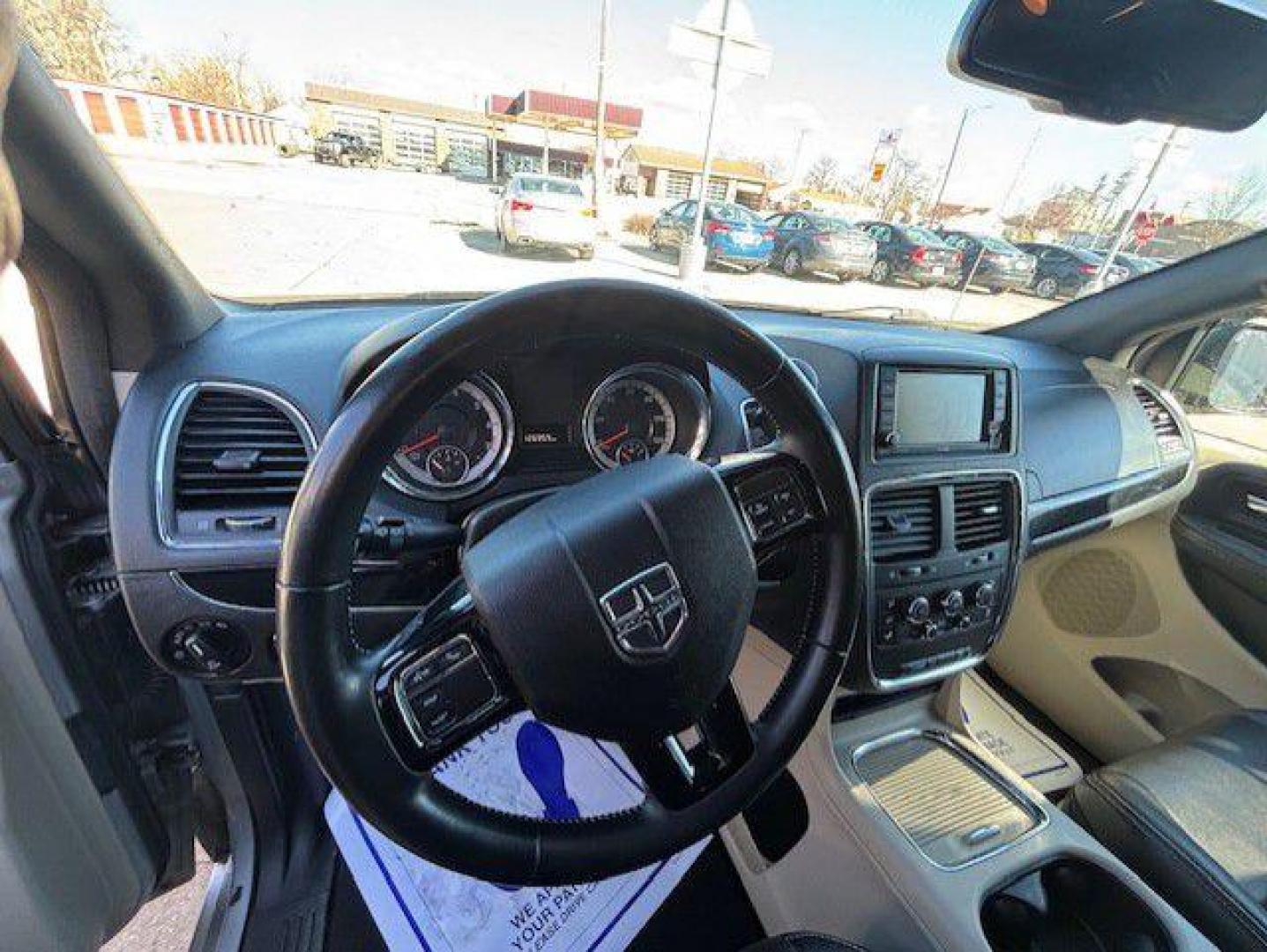 2018 SILVER DODGE GRAND CARAVAN SXT (2C4RDGCG6JR) with an 3.6L engine, Automatic transmission, located at 1100 W. Sheridan Ave., Shenandoah, 51601, (712) 246-1600, 40.765678, -95.388817 - Photo#3