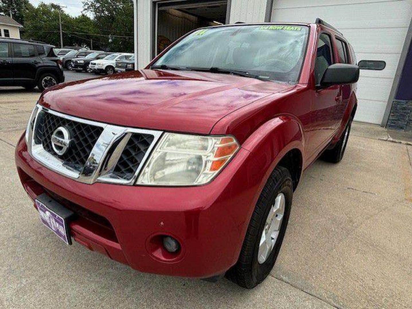 2010 RED NISSAN PATHFINDER S (5N1AR1NB3AC) with an 4.0L engine, Automatic transmission, located at 1100 W. Sheridan Ave., Shenandoah, 51601, (712) 246-1600, 40.765678, -95.388817 - Photo#0