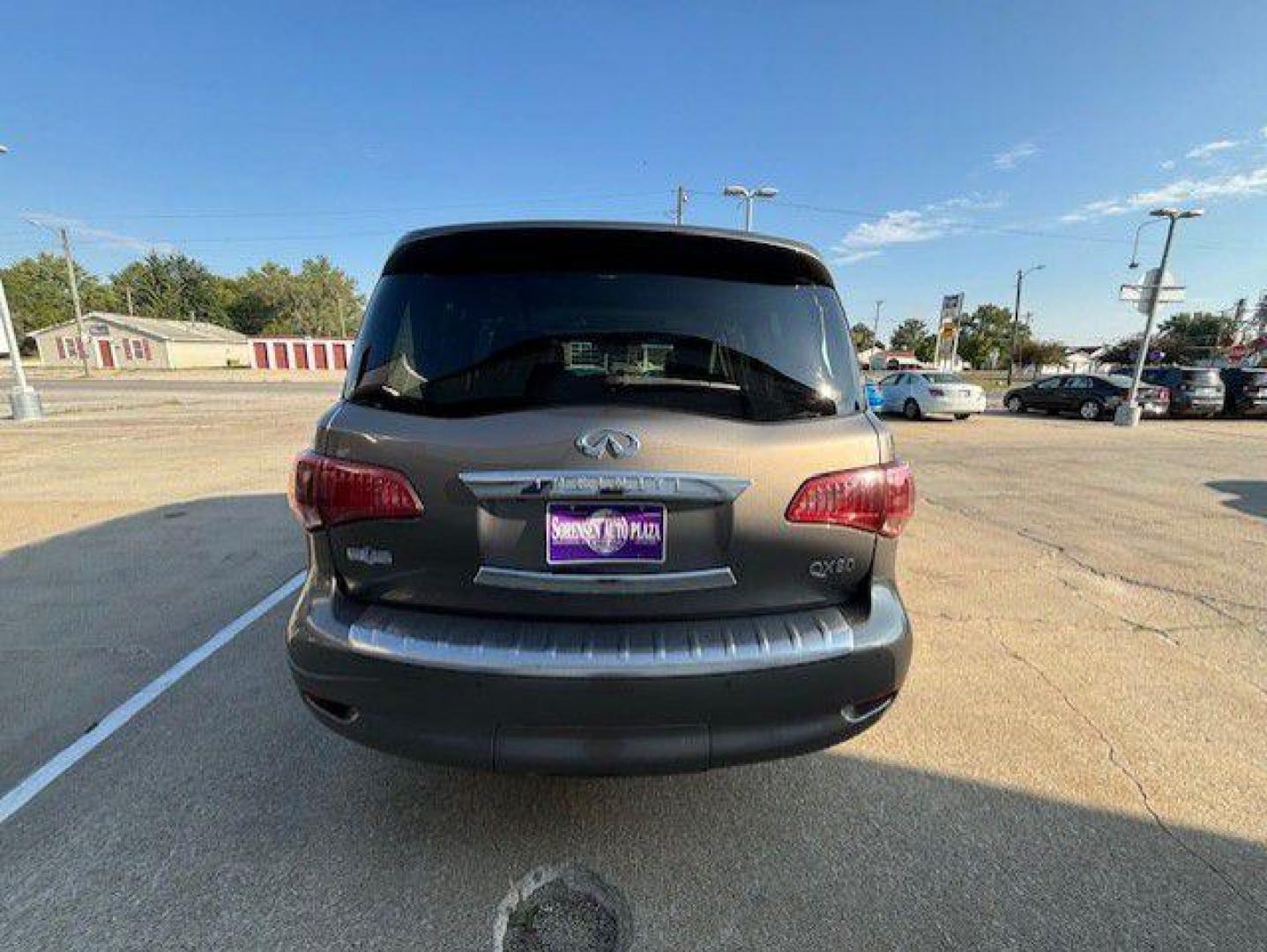 2015 BROWN INFINITI QX80 (JN8AZ2NE9F9) with an 5.6L engine, Automatic transmission, located at 1100 W. Sheridan Ave., Shenandoah, 51601, (712) 246-1600, 40.765678, -95.388817 - Photo#6