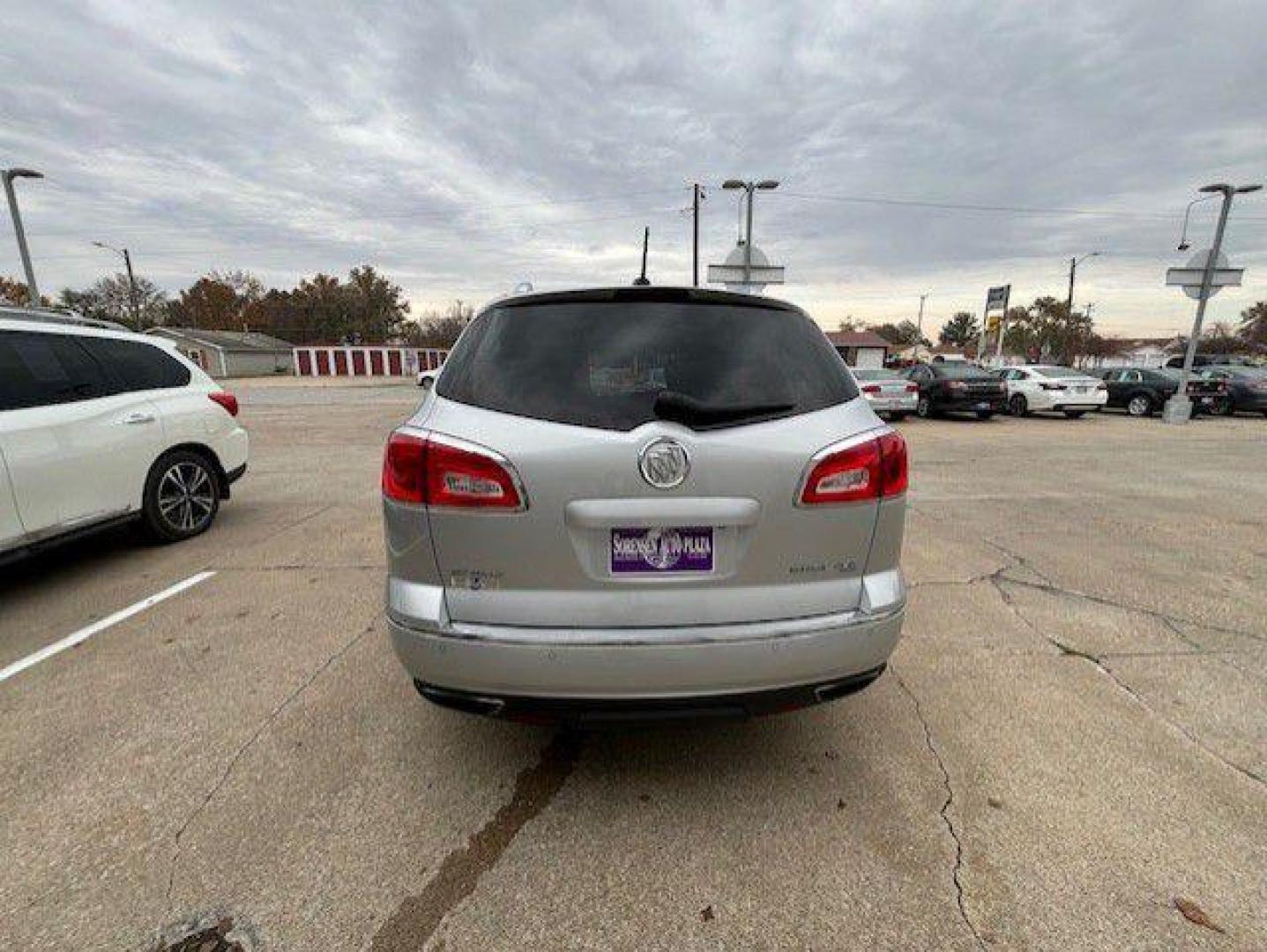 2016 SILVER BUICK ENCLAVE (5GAKVBKD5GJ) with an 3.6L engine, Automatic transmission, located at 1100 W. Sheridan Ave., Shenandoah, 51601, (712) 246-1600, 40.765678, -95.388817 - Photo#6