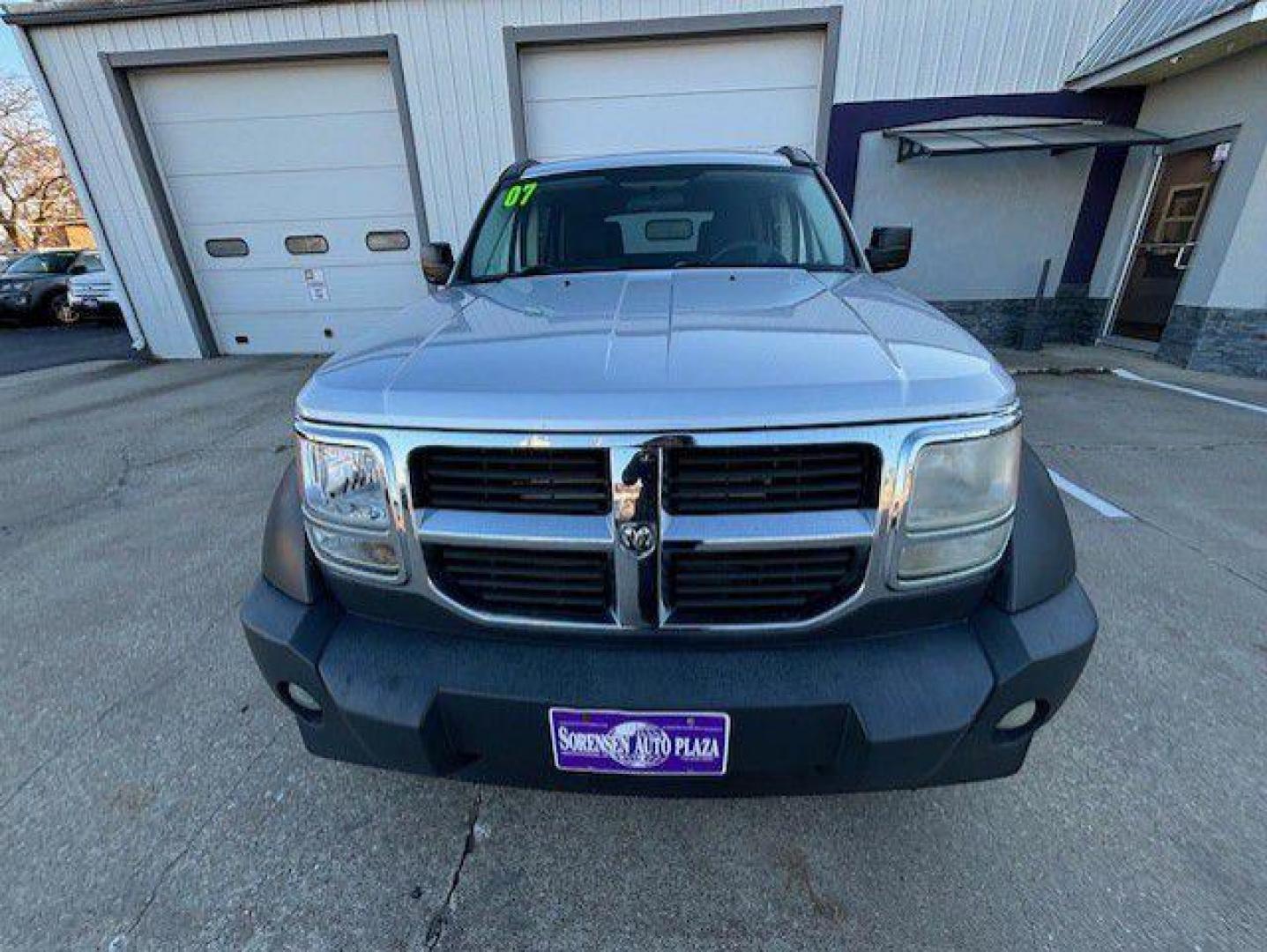 2007 SILVER DODGE NITRO SXT (1D8GT28K37W) with an 3.7L engine, Automatic transmission, located at 1100 W. Sheridan Ave., Shenandoah, 51601, (712) 246-1600, 40.765678, -95.388817 - Photo#8