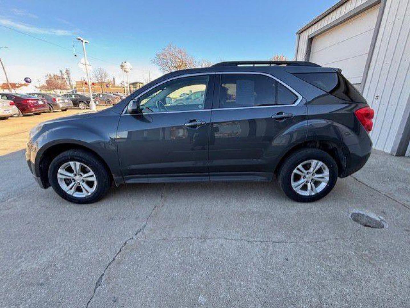 2010 GRAY CHEVROLET EQUINOX LT (2CNFLEEW1A6) with an 2.4L engine, Automatic transmission, located at 1100 W. Sheridan Ave., Shenandoah, 51601, (712) 246-1600, 40.765678, -95.388817 - Photo#1