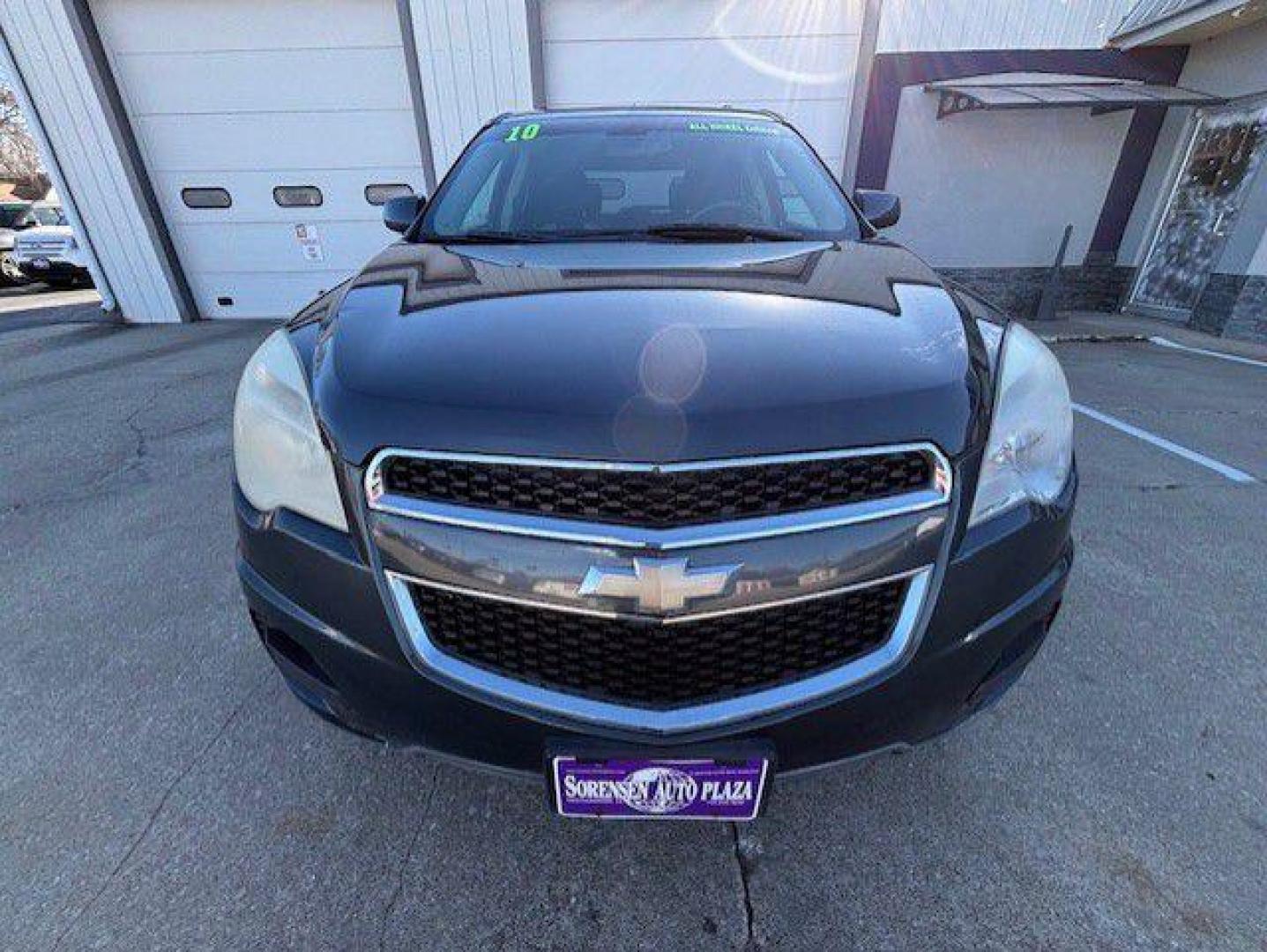 2010 GRAY CHEVROLET EQUINOX LT (2CNFLEEW1A6) with an 2.4L engine, Automatic transmission, located at 1100 W. Sheridan Ave., Shenandoah, 51601, (712) 246-1600, 40.765678, -95.388817 - Photo#8