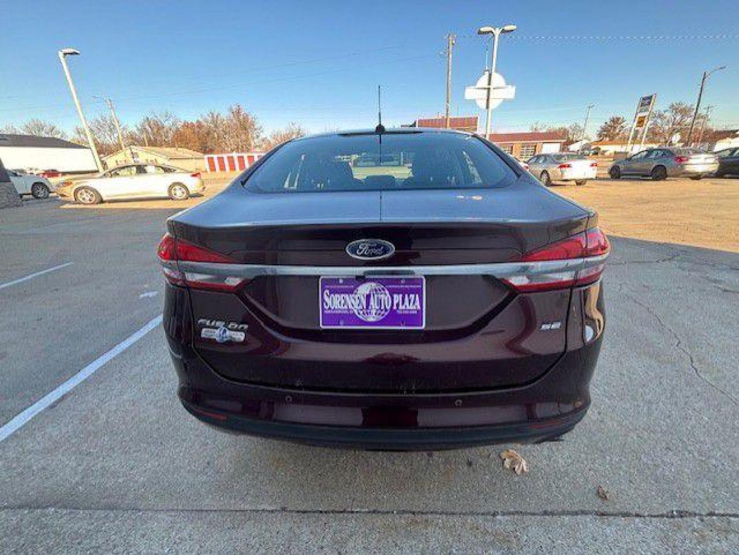 2017 MAROON FORD FUSION SE (3FA6P0H72HR) with an 2.5L engine, Automatic transmission, located at 1100 W. Sheridan Ave., Shenandoah, 51601, (712) 246-1600, 40.765678, -95.388817 - Photo#8