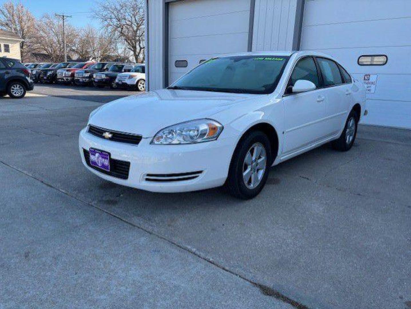 2007 WHITE CHEVROLET IMPALA LT (2G1WT55N379) with an 3.5L engine, Automatic transmission, located at 1100 W. Sheridan Ave., Shenandoah, 51601, (712) 246-1600, 40.765678, -95.388817 - Photo#0