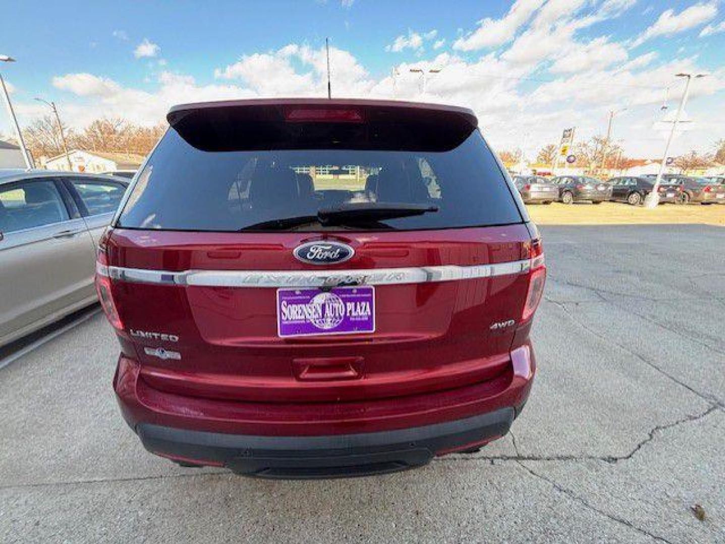 2013 RED FORD EXPLORER LIMITED (1FM5K8F82DG) with an 3.5L engine, Automatic transmission, located at 1100 W. Sheridan Ave., Shenandoah, 51601, (712) 246-1600, 40.765678, -95.388817 - Photo#5