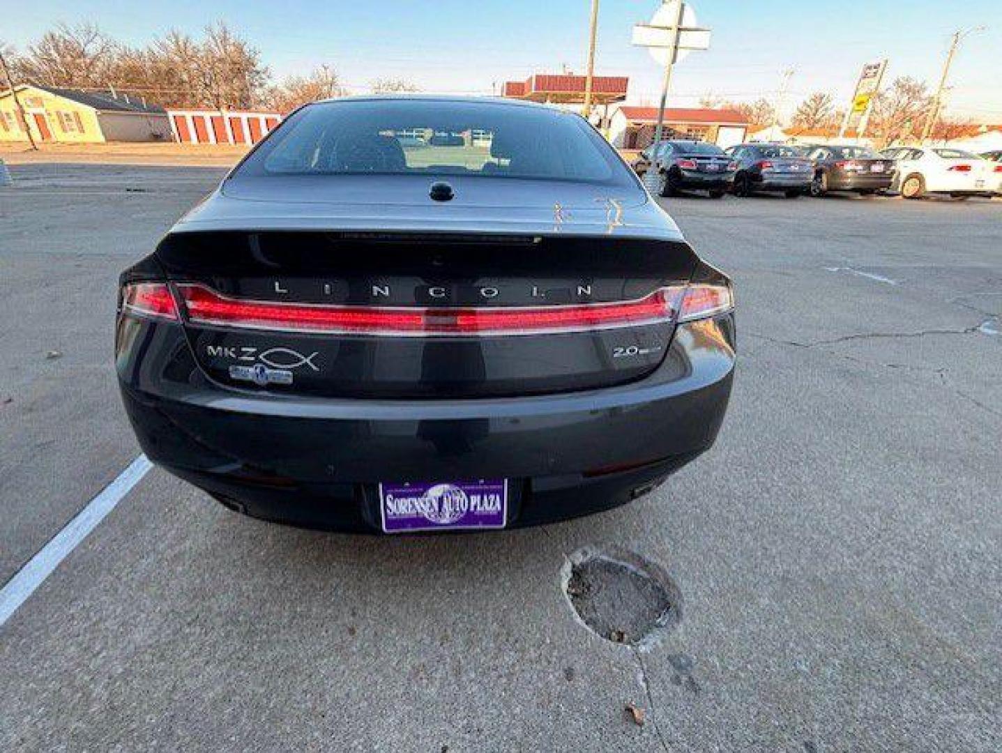 2016 GRAY LINCOLN MKZ (3LN6L2G91GR) with an 2.0L engine, Automatic transmission, located at 1100 W. Sheridan Ave., Shenandoah, 51601, (712) 246-1600, 40.765678, -95.388817 - Photo#5