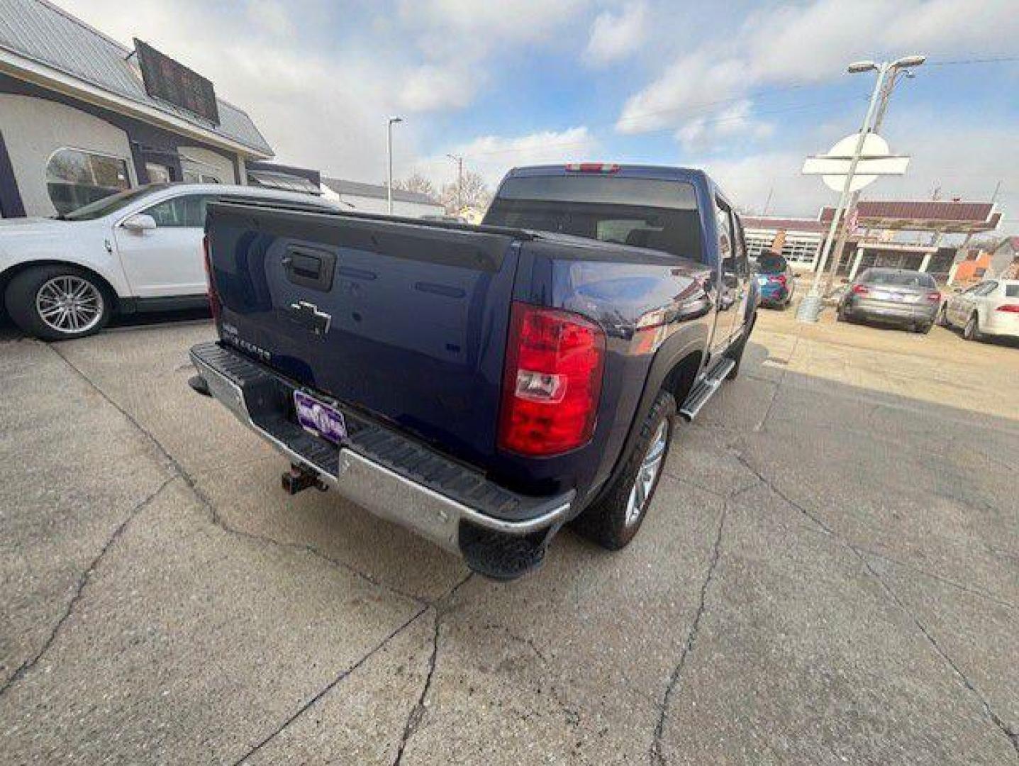 2012 BLUE CHEVROLET SILVERADO 1500 LTZ (3GCPKTE75CG) with an 5.3L engine, Automatic transmission, located at 1100 W. Sheridan Ave., Shenandoah, 51601, (712) 246-1600, 40.765678, -95.388817 - Photo#6