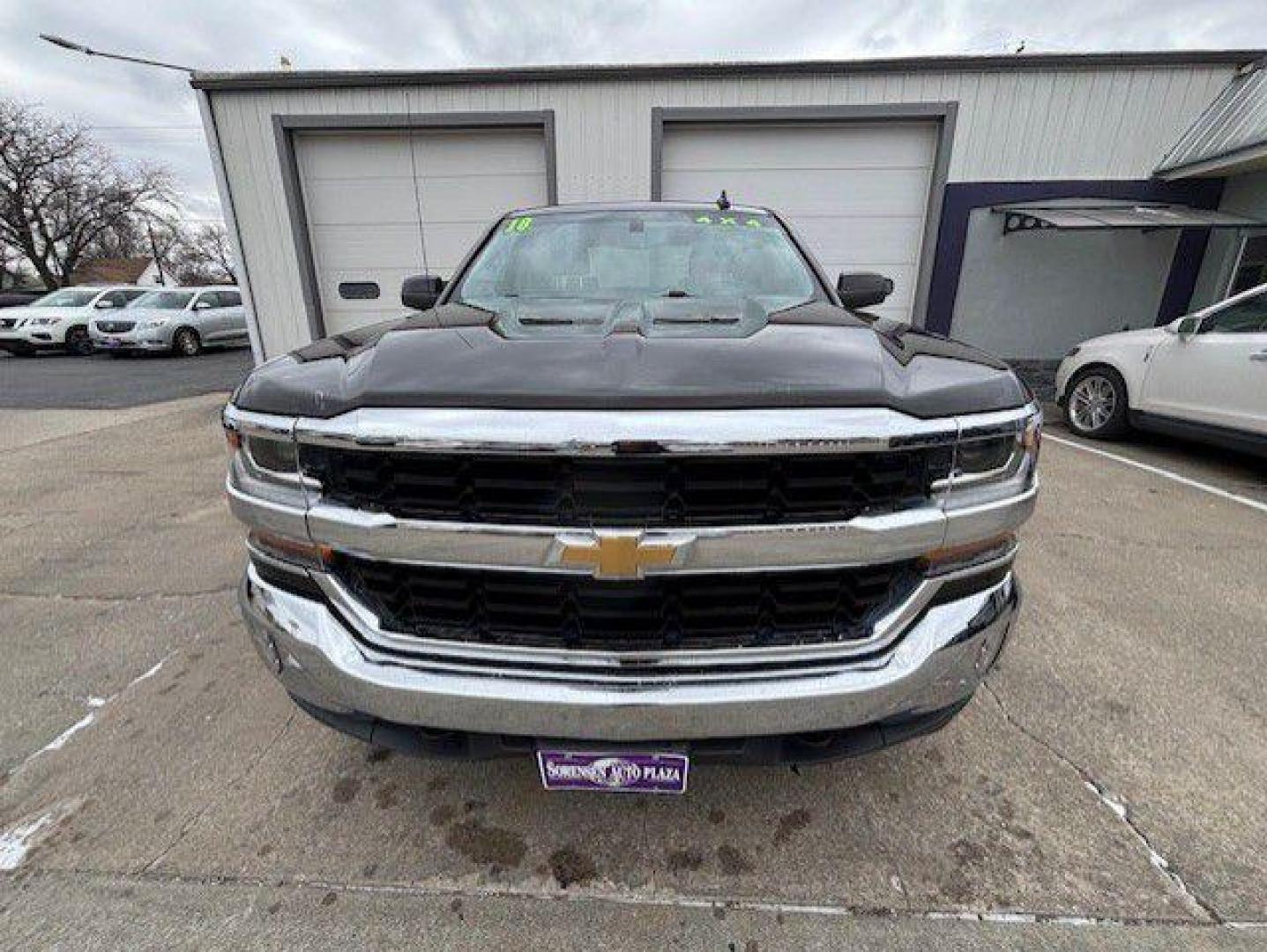 2018 BROWN CHEVROLET SILVERADO 1500 LT (1GCVKREH0JZ) with an 4.3L engine, Automatic transmission, located at 1100 W. Sheridan Ave., Shenandoah, 51601, (712) 246-1600, 40.765678, -95.388817 - Photo#8