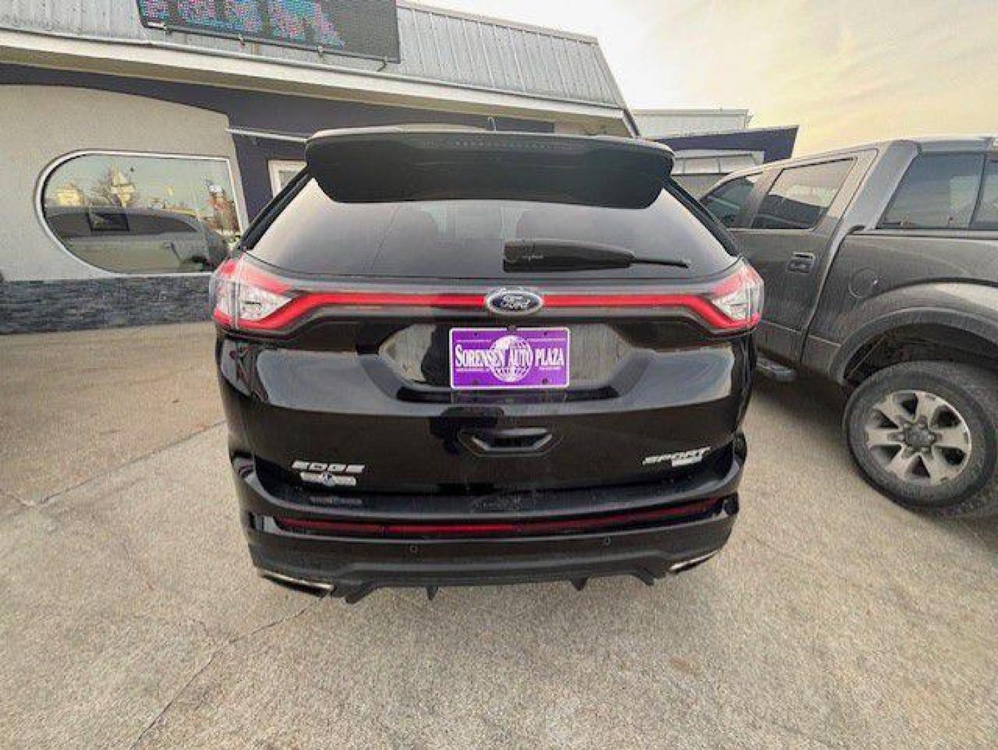 2015 BLACK FORD EDGE SPORT (2FMTK4AP5FB) with an 2.7L engine, Automatic transmission, located at 1100 W. Sheridan Ave., Shenandoah, 51601, (712) 246-1600, 40.765678, -95.388817 - Photo#5