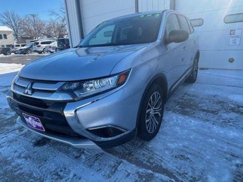 2017 MITSUBISHI OUTLANDER ES