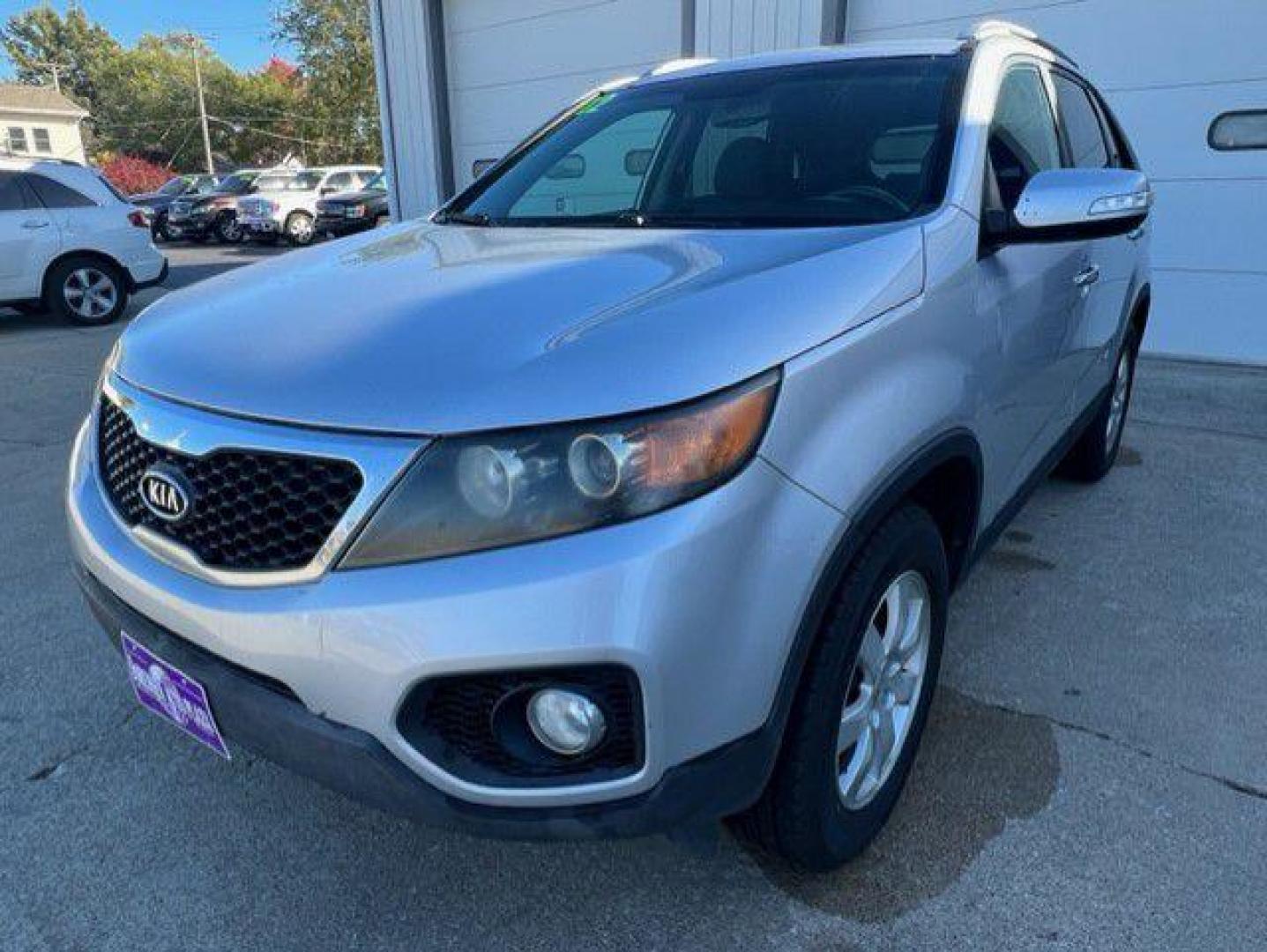 2012 SILVER KIA SORENTO BASE (5XYKT3A69CG) with an 2.4L engine, Automatic transmission, located at 1100 W. Sheridan Ave., Shenandoah, 51601, (712) 246-1600, 40.765678, -95.388817 - Photo#0