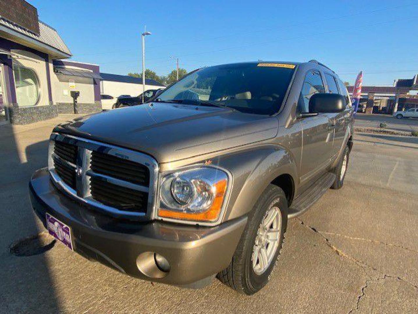 2004 TAN DODGE DURANGO LIMITED (1D4HD58D04F) with an 5.7L engine, Automatic transmission, located at 1100 W. Sheridan Ave., Shenandoah, 51601, (712) 246-1600, 40.765678, -95.388817 - Photo#0
