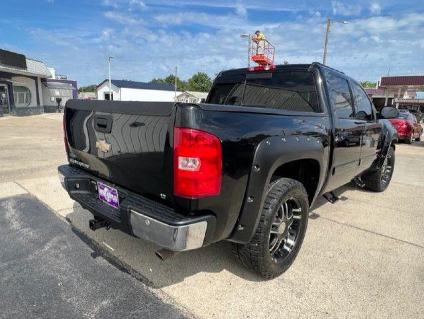 2007 BLACK CHEVROLET SILVERADO 1500 CREW CAB (2GCEK13Y071) with an 6.0L engine, Automatic transmission, located at 1100 W. Sheridan Ave., Shenandoah, 51601, (712) 246-1600, 40.765678, -95.388817 - Photo#1