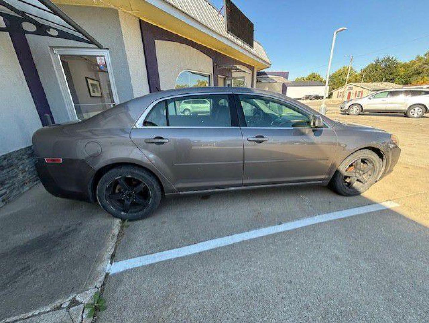 2010 TAN CHEVROLET MALIBU 2LT (1G1ZD5EB7A4) with an 2.4L engine, Automatic transmission, located at 1100 W. Sheridan Ave., Shenandoah, 51601, (712) 246-1600, 40.765678, -95.388817 - Photo#6