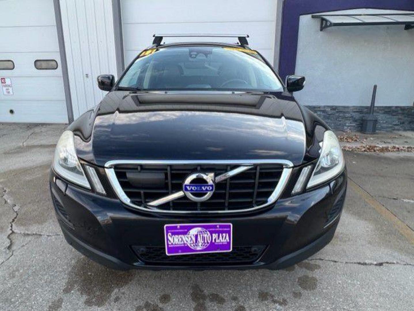 2011 BLACK VOLVO XC60 (YV4952DL6B2) with an 3.2L engine, Automatic transmission, located at 1100 W. Sheridan Ave., Shenandoah, 51601, (712) 246-1600, 40.765678, -95.388817 - Photo#7