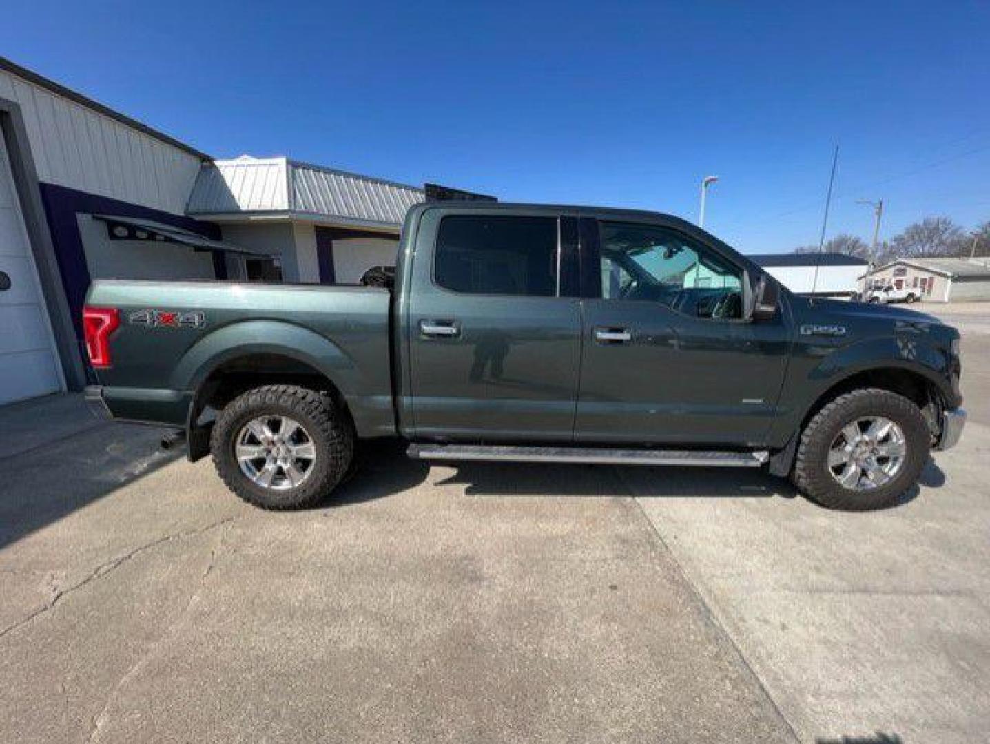 2015 GRAY FORD F150 SUPERCREW (1FTEW1EG8FK) with an 3.5L engine, Automatic transmission, located at 1100 W. Sheridan Ave., Shenandoah, 51601, (712) 246-1600, 40.765678, -95.388817 - Photo#6
