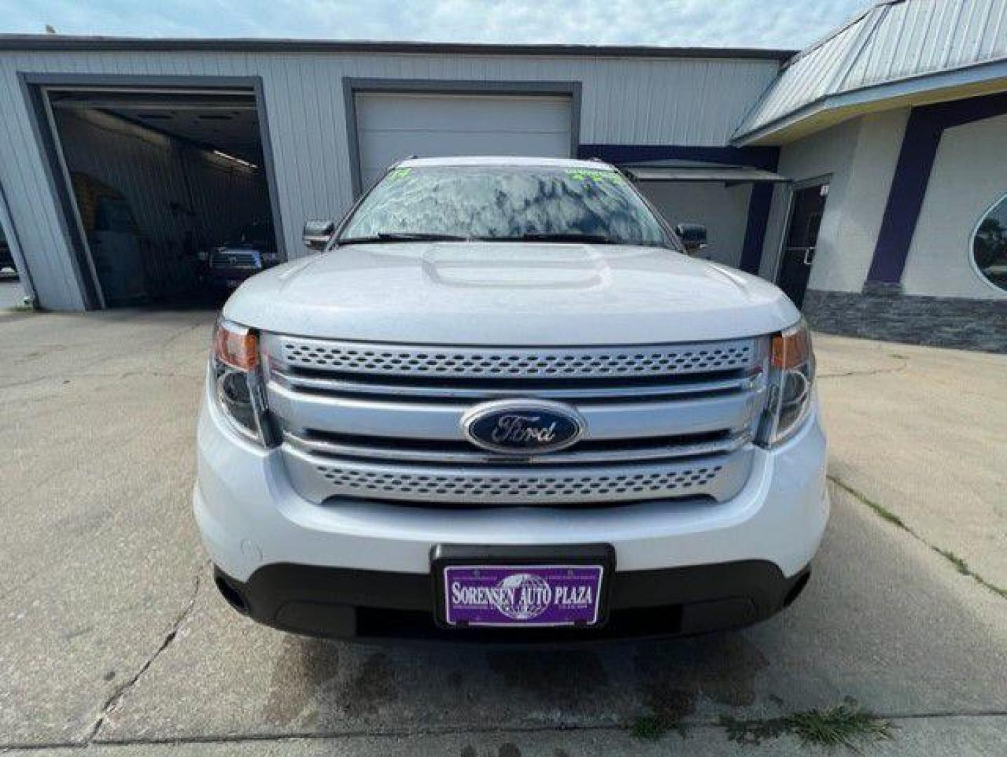2014 WHITE FORD EXPLORER XLT (1FM5K8D83EG) with an 3.5L engine, Automatic transmission, located at 1100 W. Sheridan Ave., Shenandoah, 51601, (712) 246-1600, 40.765678, -95.388817 - Photo#8