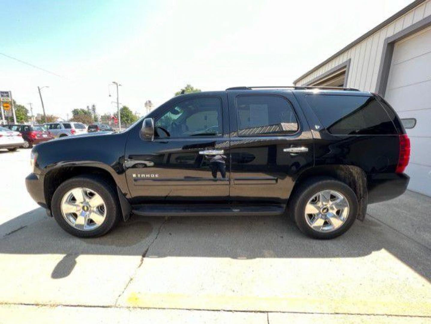 2008 BLACK CHEVROLET TAHOE 1500 (1GNFK13078J) with an 5.3L engine, Automatic transmission, located at 1100 W. Sheridan Ave., Shenandoah, 51601, (712) 246-1600, 40.765678, -95.388817 - Photo#2