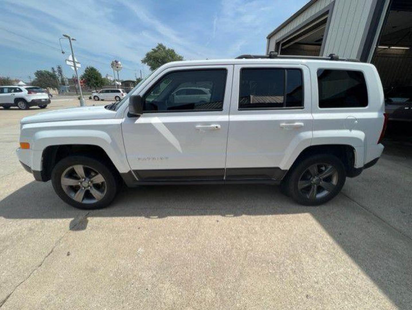 2015 WHITE JEEP PATRIOT LATITUDE (1C4NJRFB4FD) with an 2.4L engine, Continuously Variable transmission, located at 1100 W. Sheridan Ave., Shenandoah, 51601, (712) 246-1600, 40.765678, -95.388817 - Photo#2