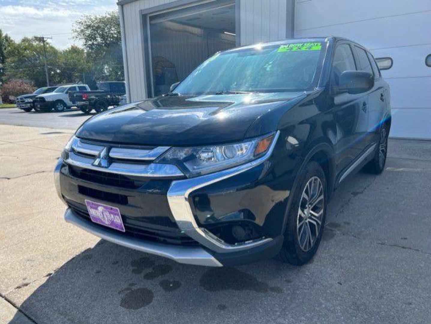 2018 BLACK MITSUBISHI OUTLANDER SE (JA4AZ3A36JJ) with an 2.4L engine, Automatic transmission, located at 1100 W. Sheridan Ave., Shenandoah, 51601, (712) 246-1600, 40.765678, -95.388817 - Photo#0