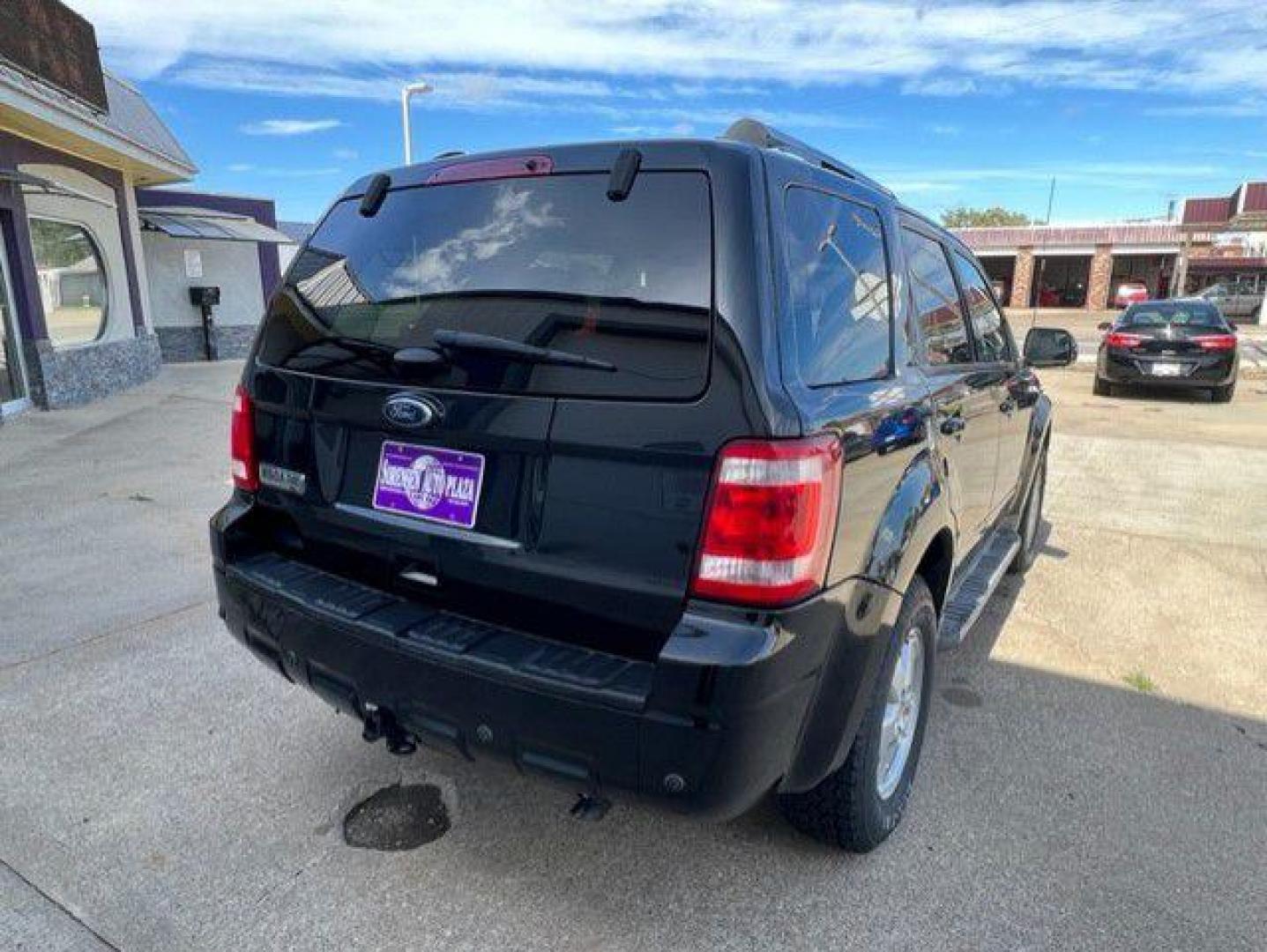 2011 BLACK FORD ESCAPE LIMITED (1FMCU9EG5BK) with an 3.0L engine, Automatic transmission, located at 1100 W. Sheridan Ave., Shenandoah, 51601, (712) 246-1600, 40.765678, -95.388817 - Photo#1