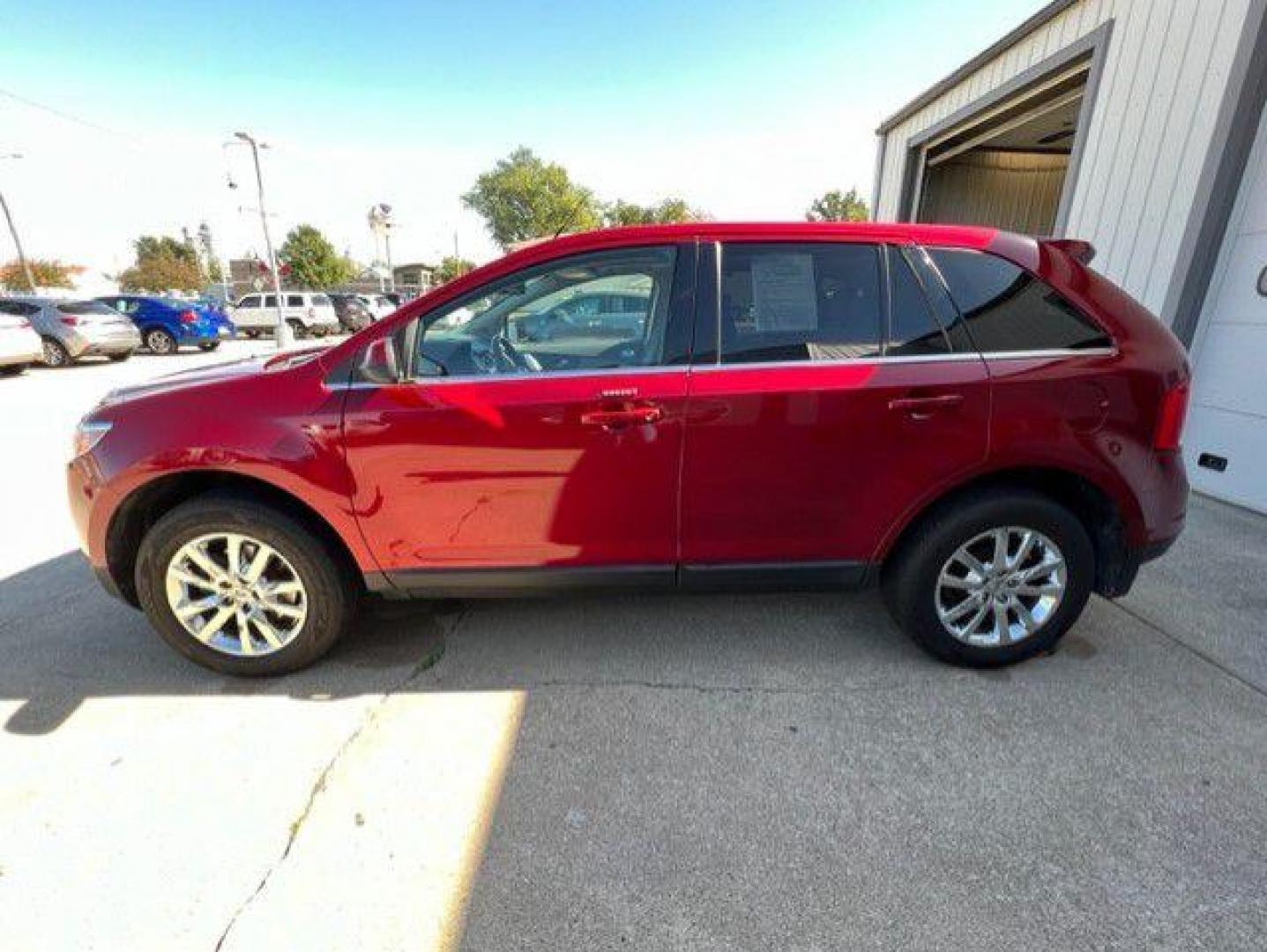 2013 RED FORD EDGE LIMITED (2FMDK4KC1DB) with an 3.5L engine, Automatic transmission, located at 1100 W. Sheridan Ave., Shenandoah, 51601, (712) 246-1600, 40.765678, -95.388817 - Photo#2