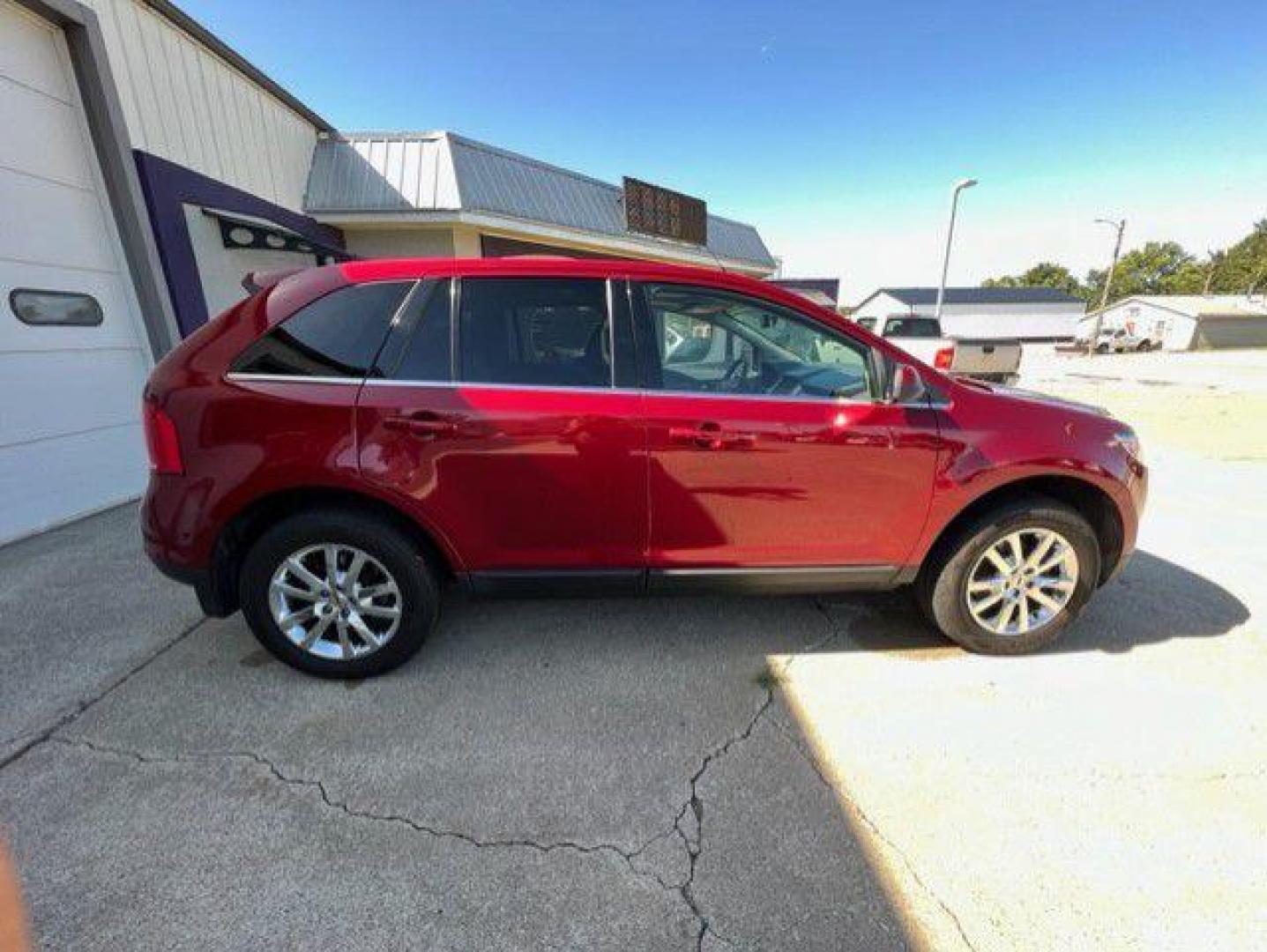 2013 RED FORD EDGE LIMITED (2FMDK4KC1DB) with an 3.5L engine, Automatic transmission, located at 1100 W. Sheridan Ave., Shenandoah, 51601, (712) 246-1600, 40.765678, -95.388817 - Photo#6