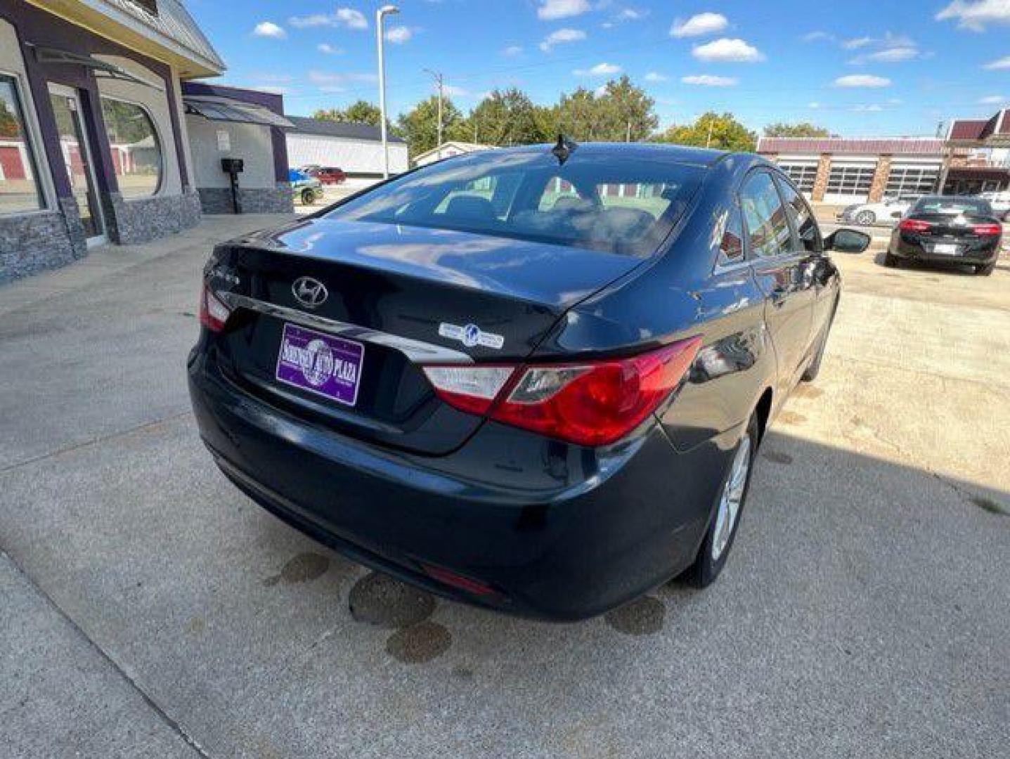 2013 BLUE HYUNDAI SONATA GLS (5NPEB4AC4DH) with an 2.4L engine, Automatic transmission, located at 1100 W. Sheridan Ave., Shenandoah, 51601, (712) 246-1600, 40.765678, -95.388817 - Photo#1