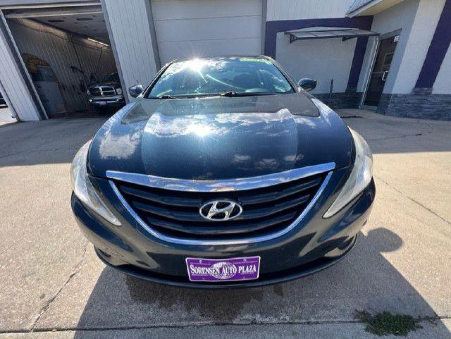 2013 BLUE HYUNDAI SONATA GLS (5NPEB4AC4DH) with an 2.4L engine, Automatic transmission, located at 1100 W. Sheridan Ave., Shenandoah, 51601, (712) 246-1600, 40.765678, -95.388817 - Photo#7