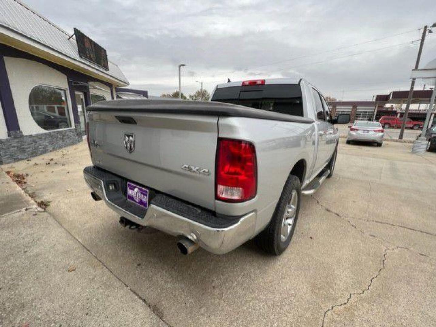 2018 SILVER RAM 1500 SLT (1C6RR7LT7JS) with an 5.7L engine, Automatic transmission, located at 1100 W. Sheridan Ave., Shenandoah, 51601, (712) 246-1600, 40.765678, -95.388817 - Photo#1