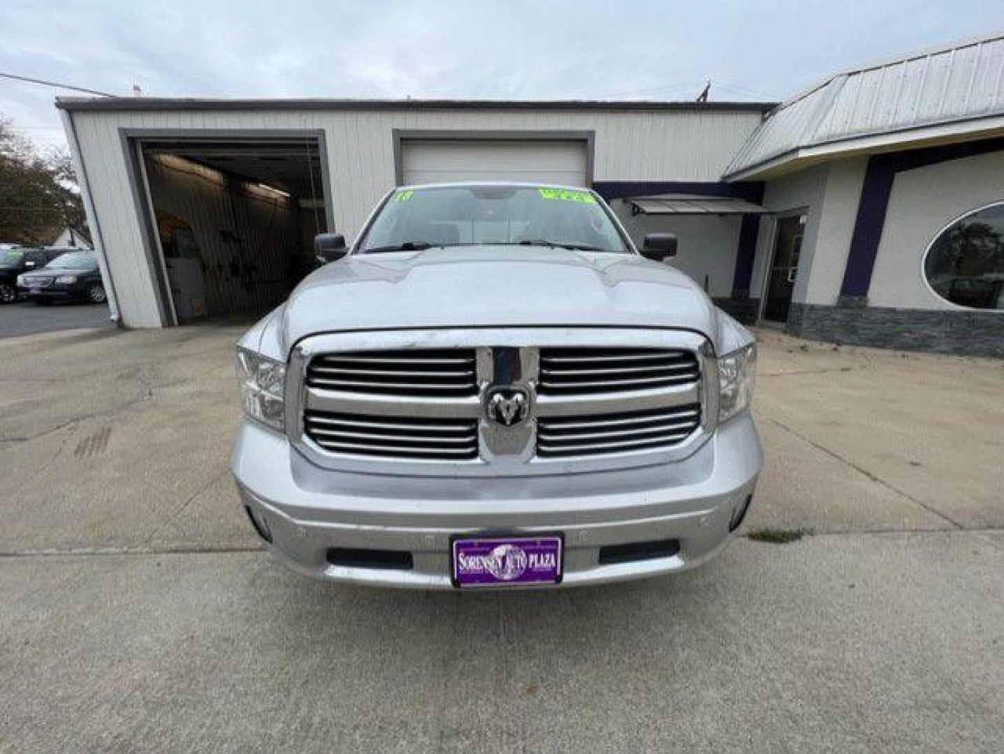 2018 SILVER RAM 1500 SLT (1C6RR7LT7JS) with an 5.7L engine, Automatic transmission, located at 1100 W. Sheridan Ave., Shenandoah, 51601, (712) 246-1600, 40.765678, -95.388817 - Photo#7